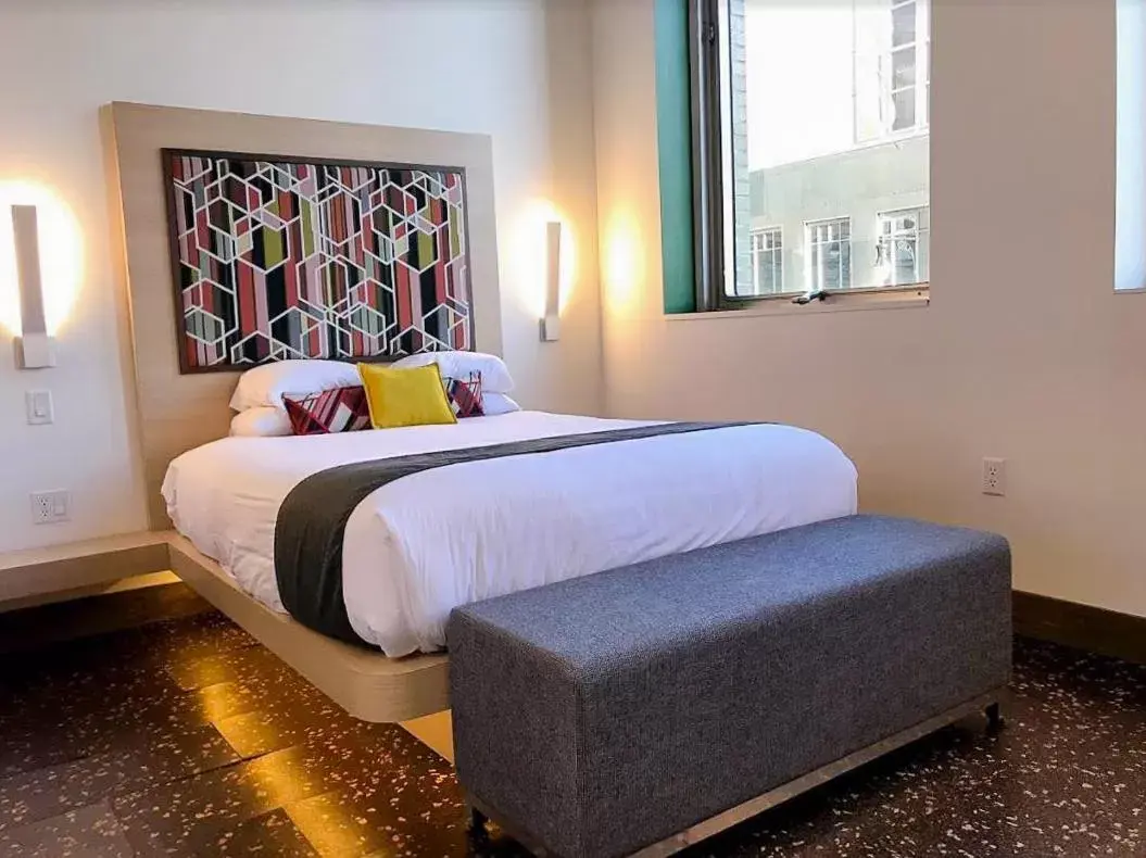 Bed in CityFlatsHotel - Grand Rapids, Ascend Hotel Collection