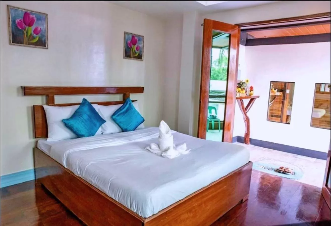 Bedroom, Bed in Peak View Resort