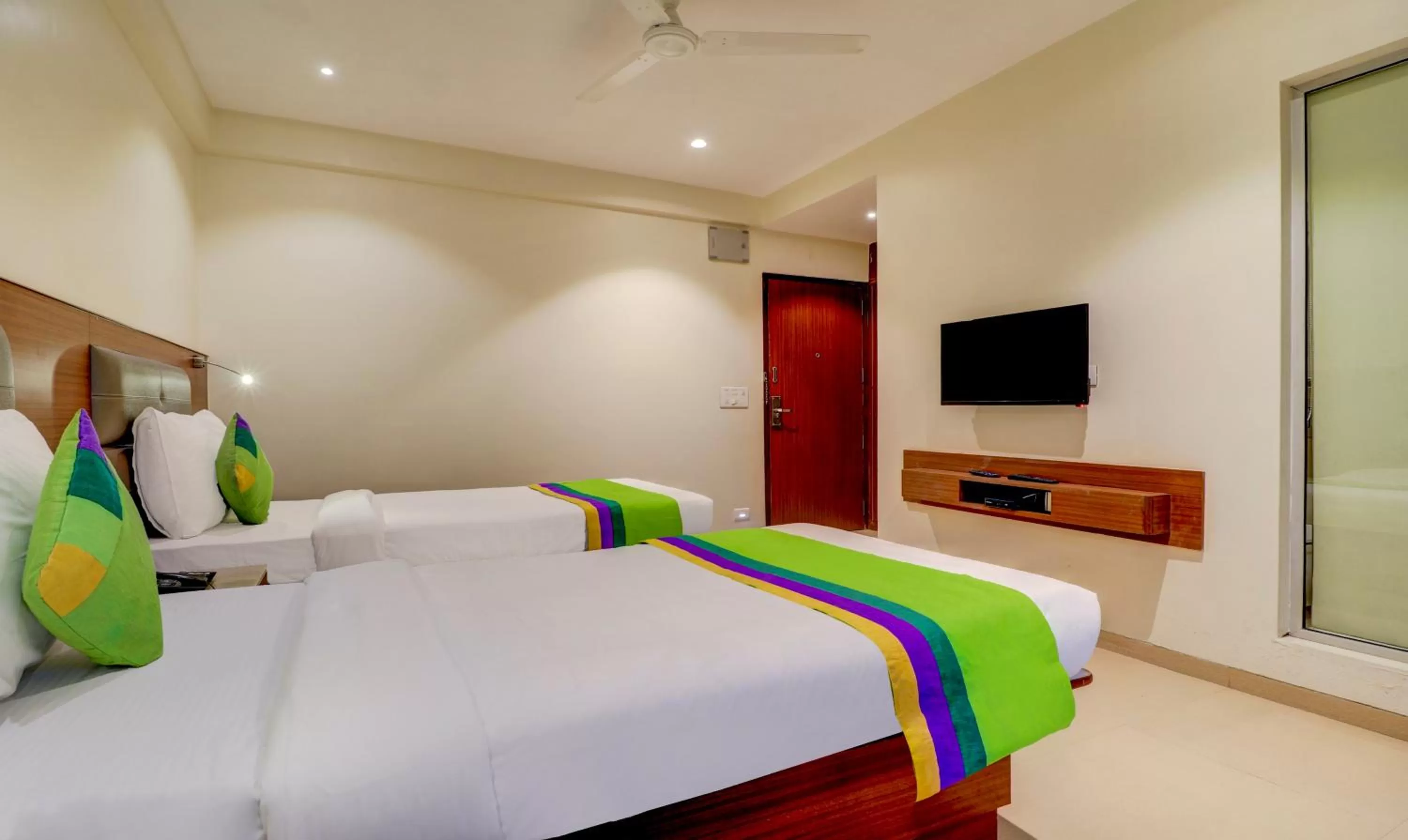 Bed in Treebo Ranjeet Shivaji Nagar