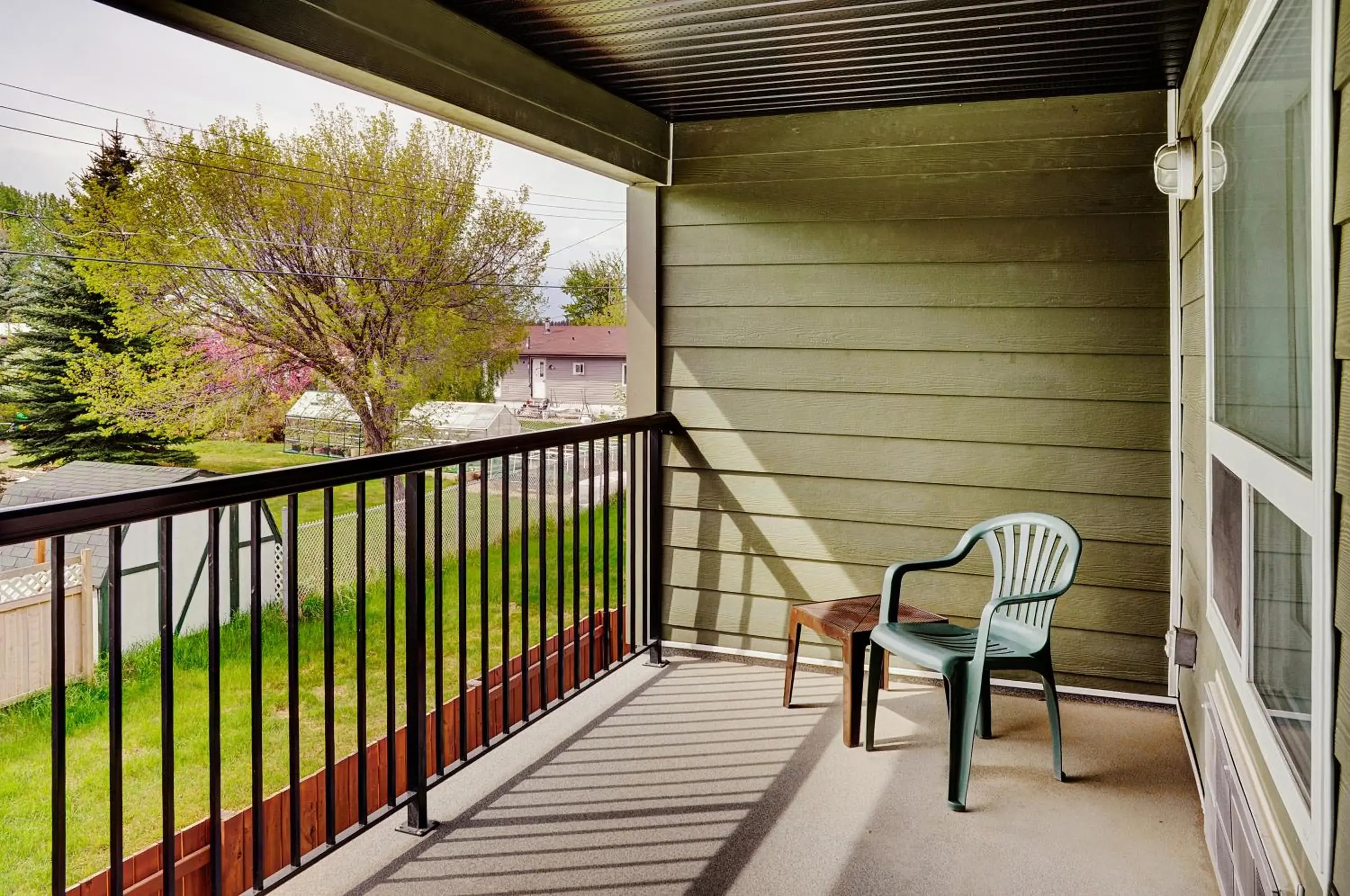 Balcony/Terrace in Lakeview Inns & Suites - Edson Airport West