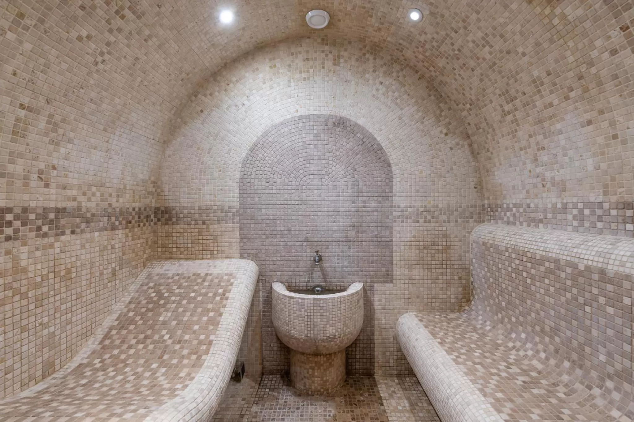 Steam room in Grand Hotel Pomorie - Medical spa