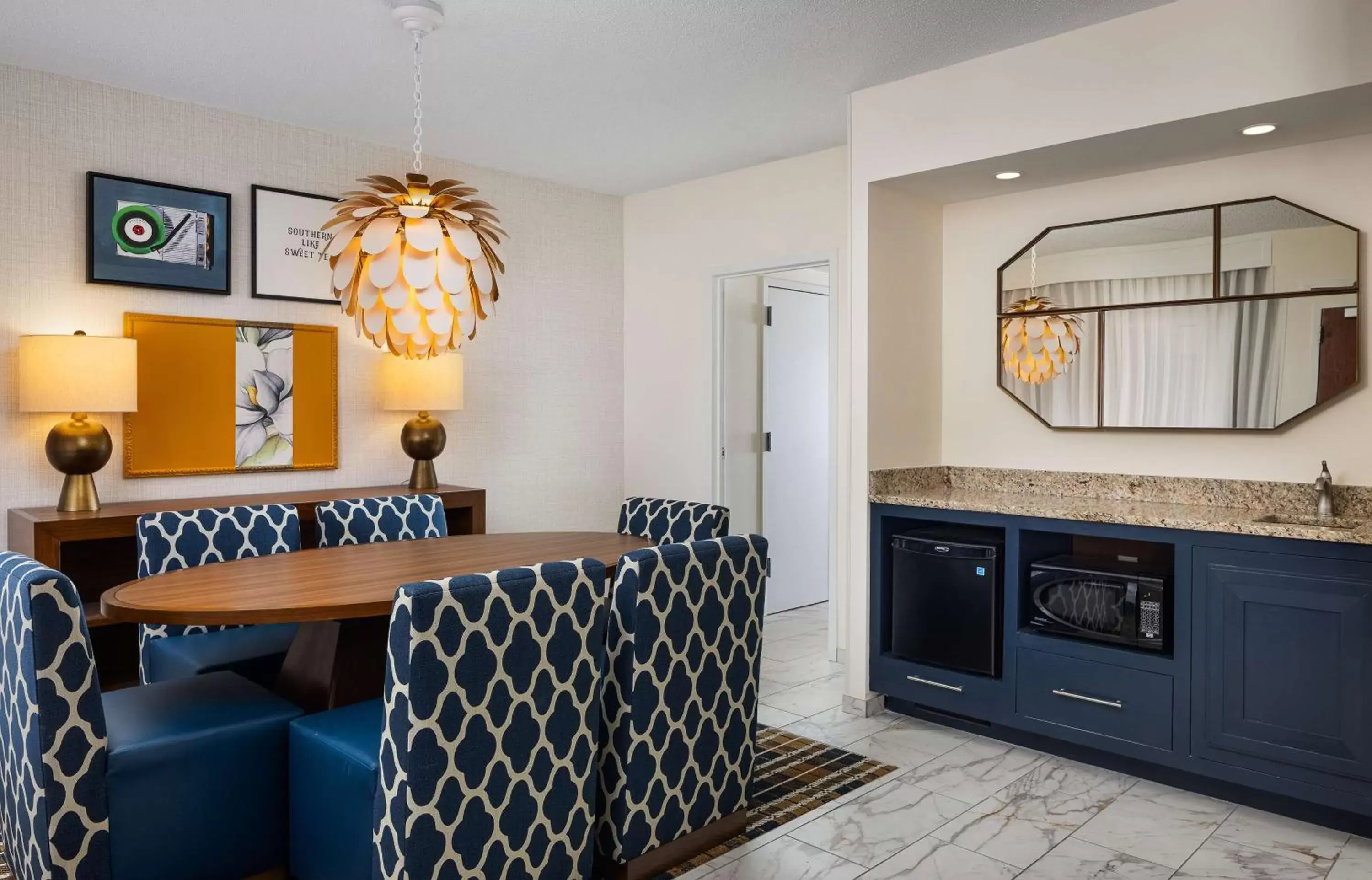 Living room, Dining Area in Embassy Suites by Hilton Atlanta Buckhead