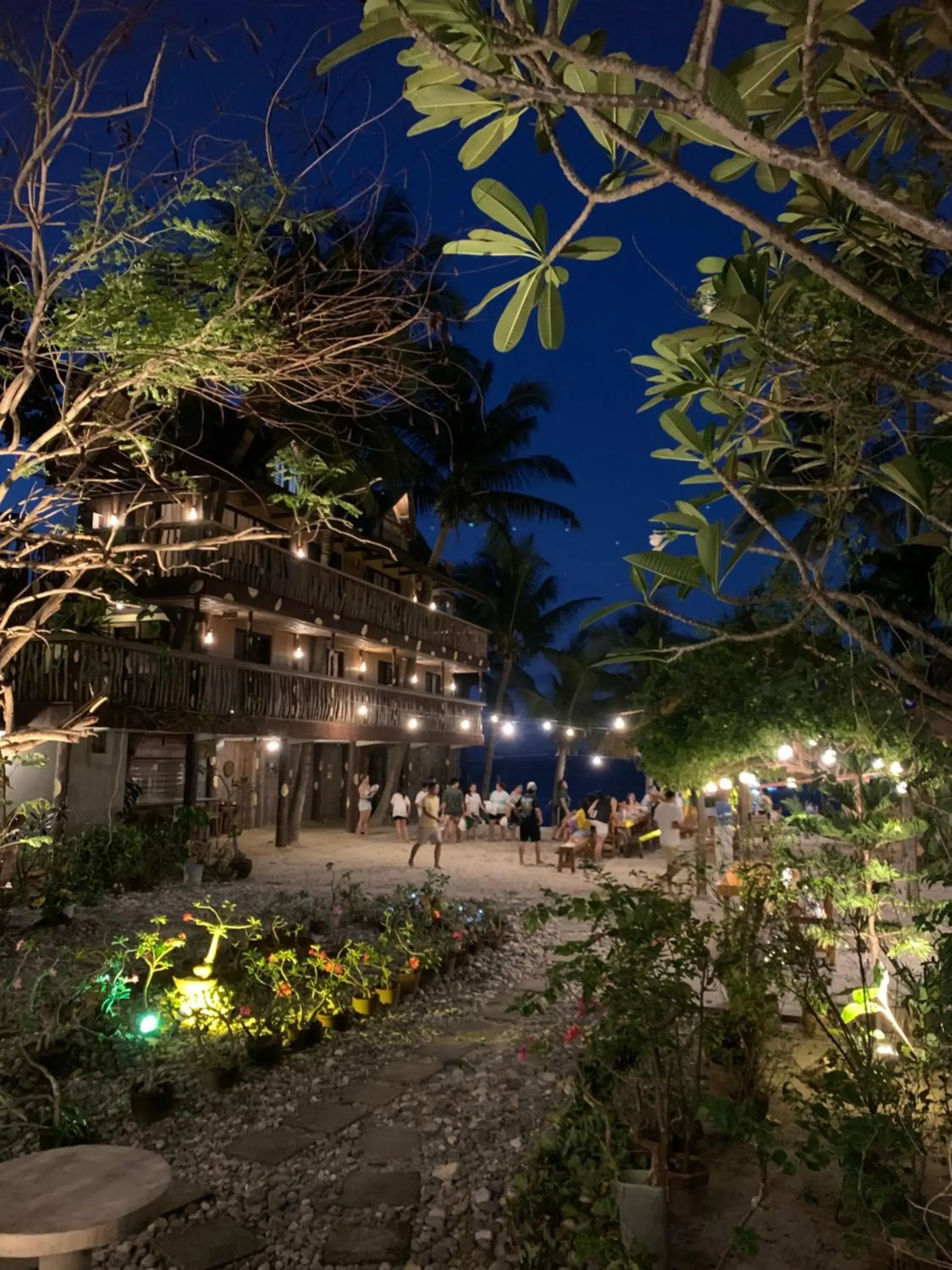 Property Building in Bamboo House Beach Lodge & Restaurant