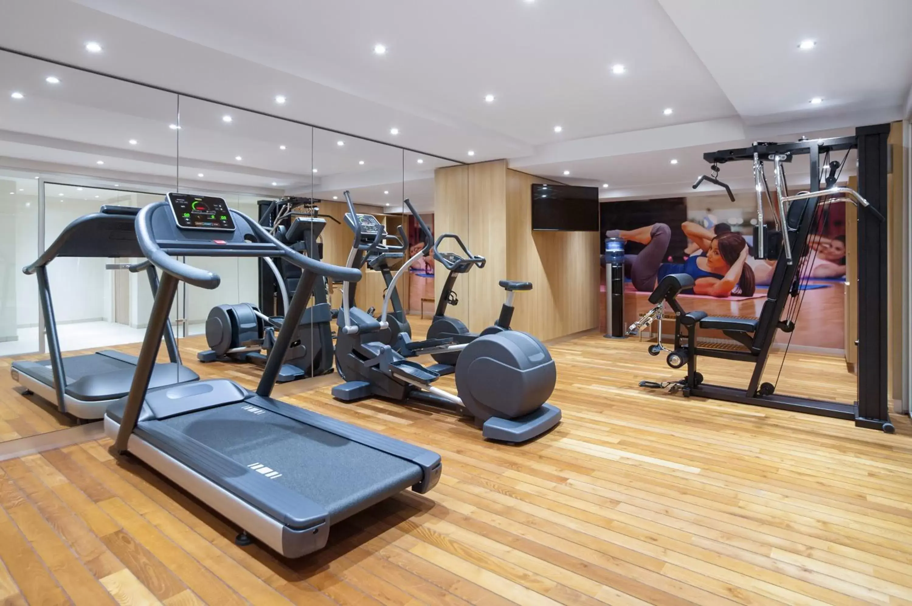 Fitness centre/facilities, Fitness Center/Facilities in Mercure Hotel Brussels Centre Midi