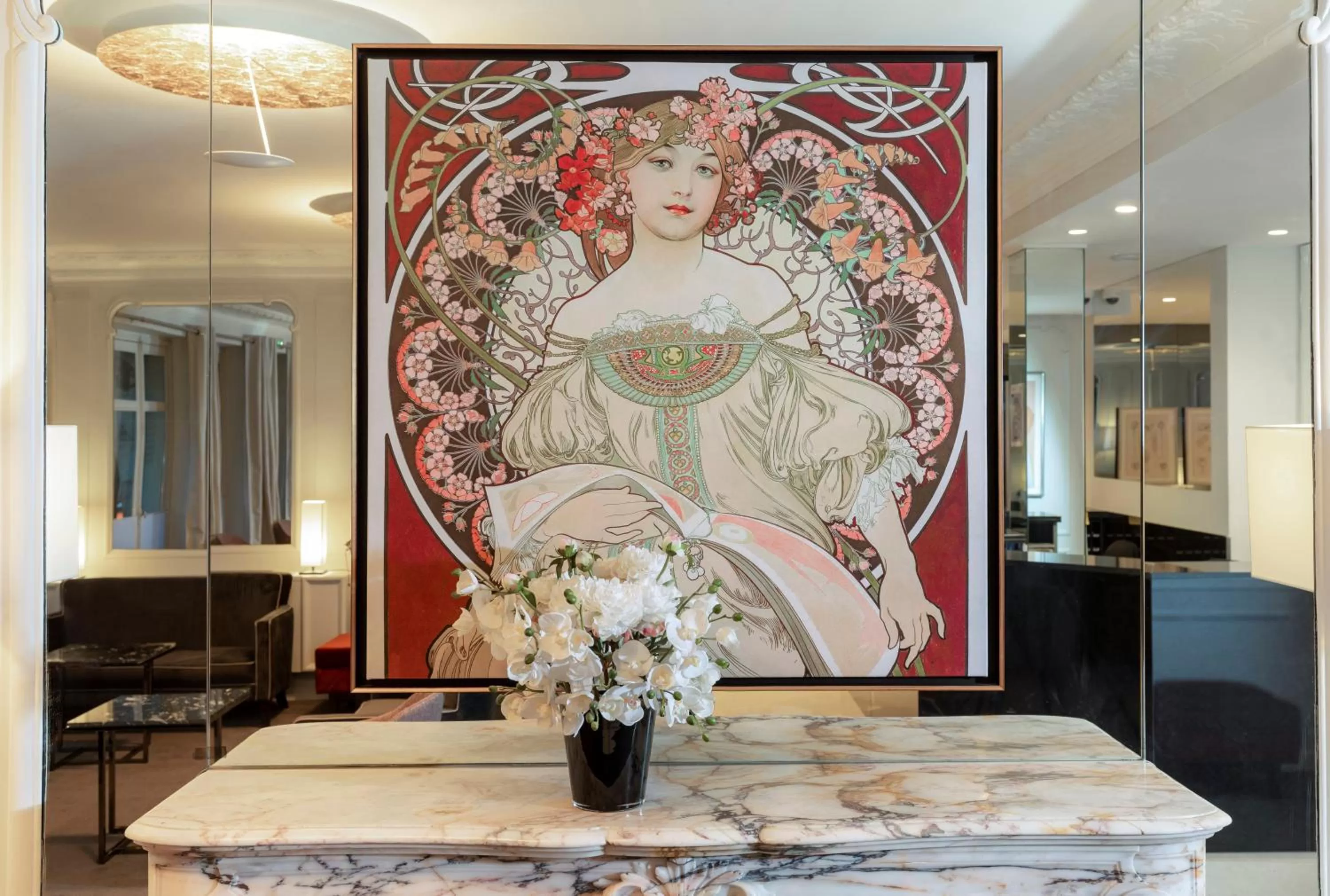 Lobby or reception in Elysées Ceramic