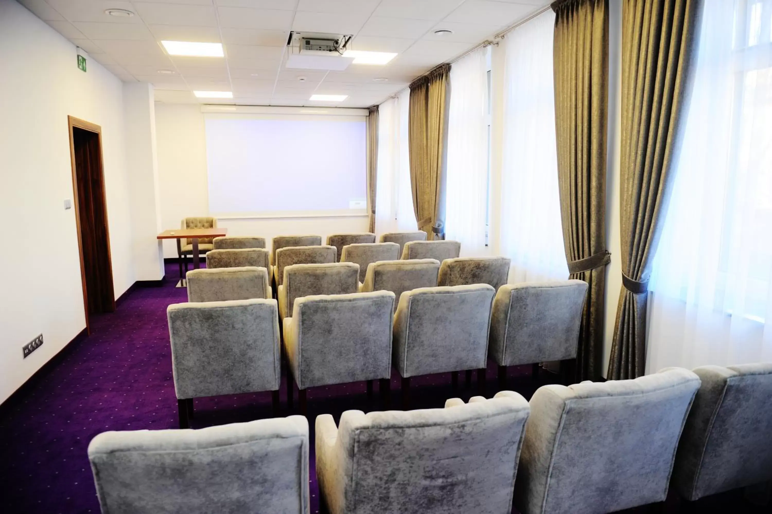 Business facilities in Best Western Plus Hotel Olsztyn Old Town