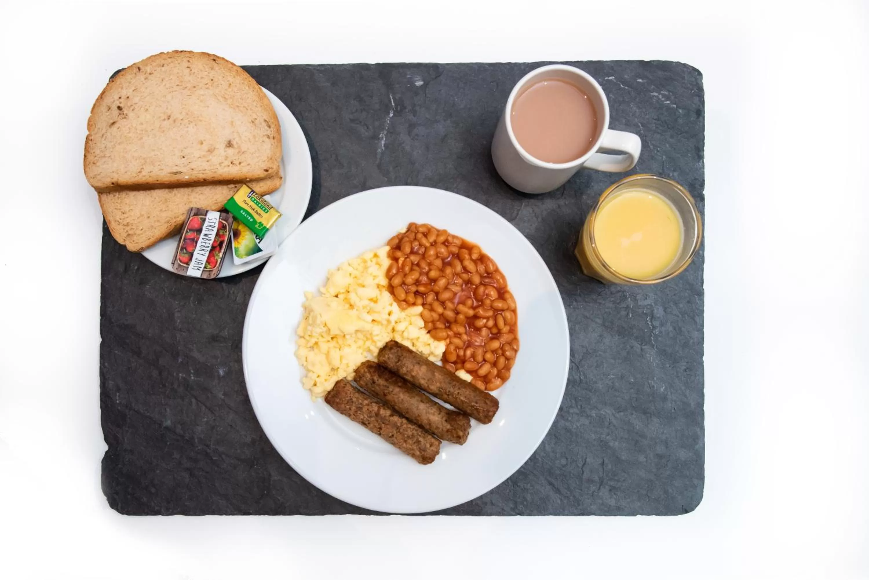 Breakfast in Holiday Inn Express Manchester City Centre Arena by IHG