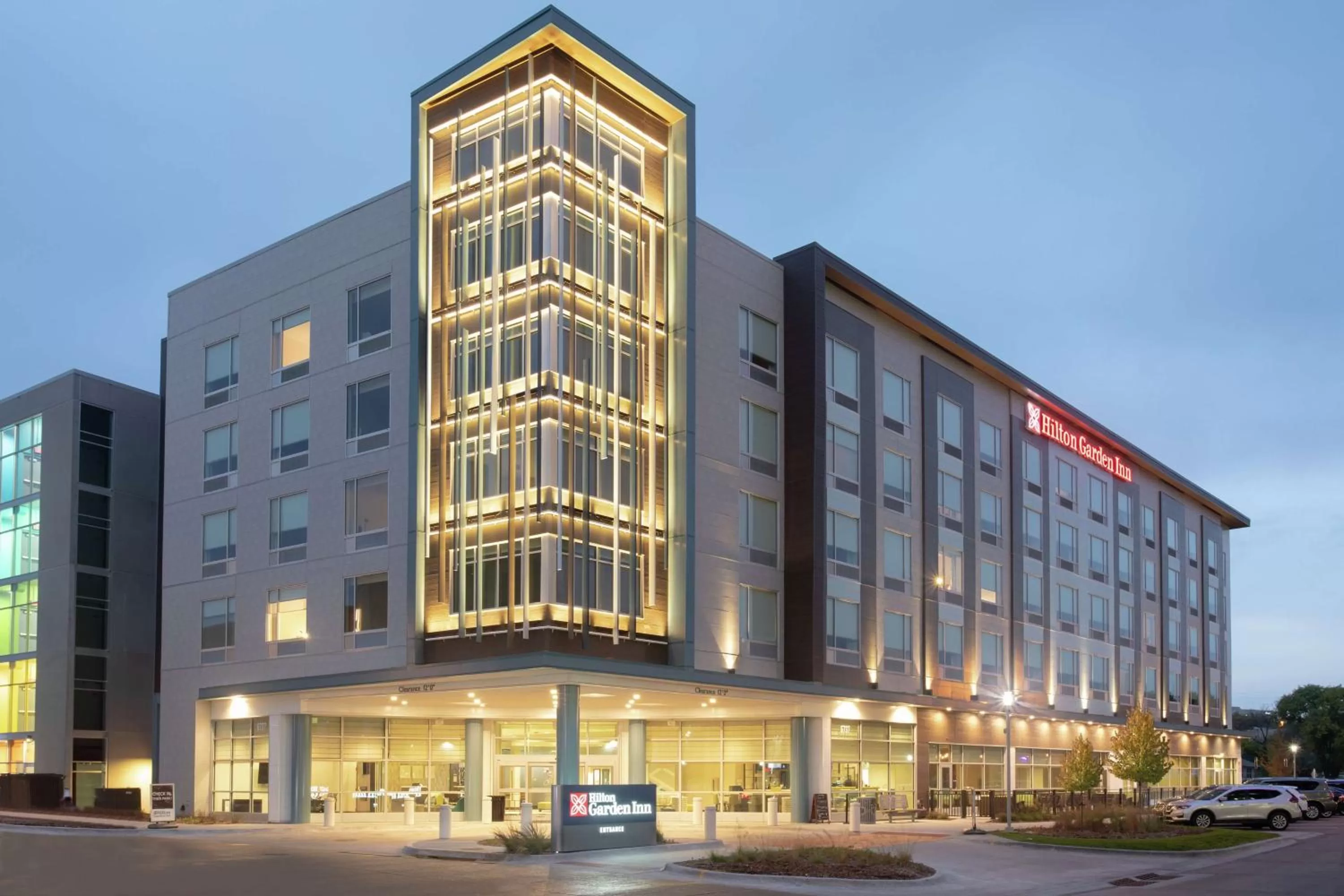 Property building in Hilton Garden Inn Omaha Aksarben Village