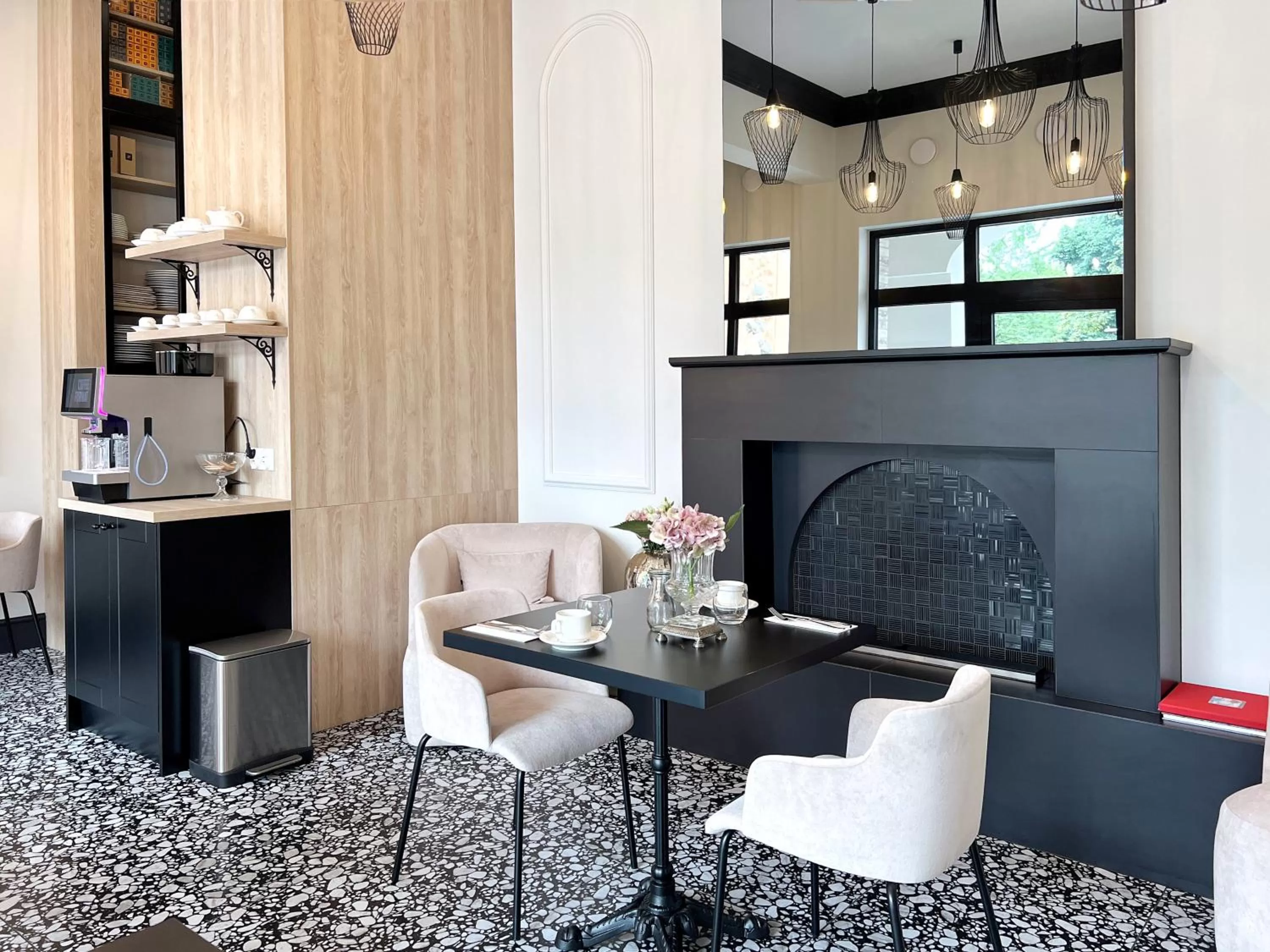 Restaurant/places to eat in Kurkowa Apartments