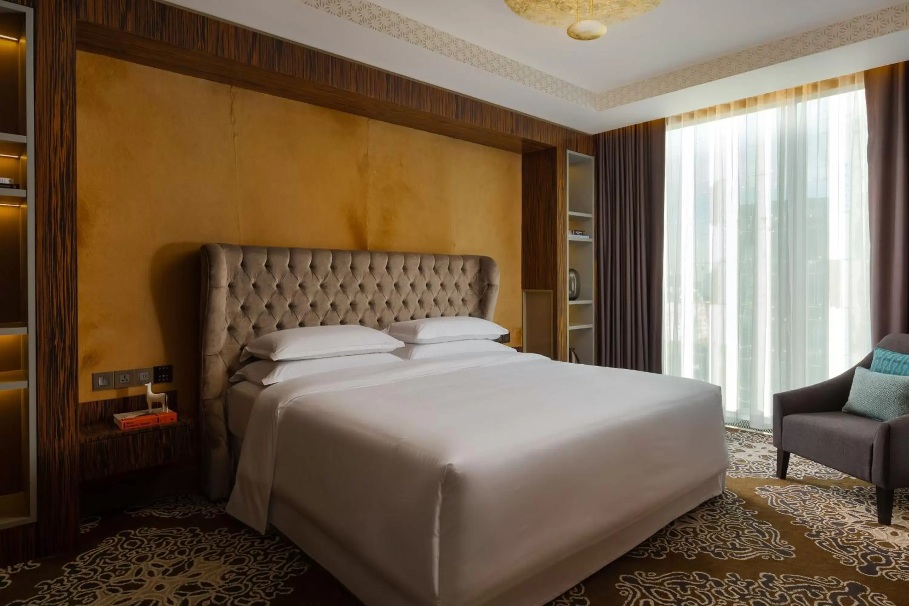 Bedroom, Bed in Sheraton Astana Hotel