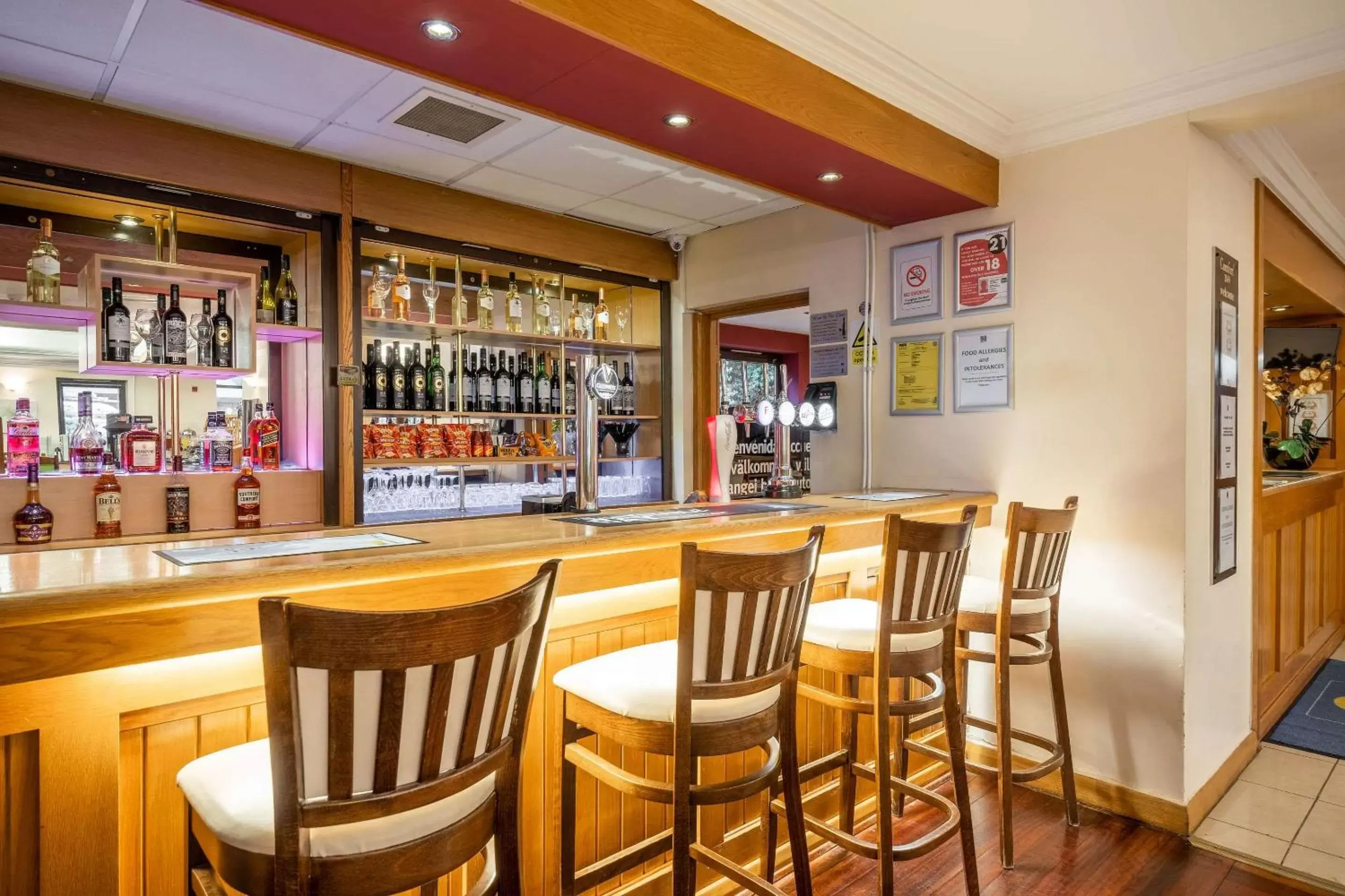 Lounge or bar, Lounge/Bar in Comfort Inn Arundel