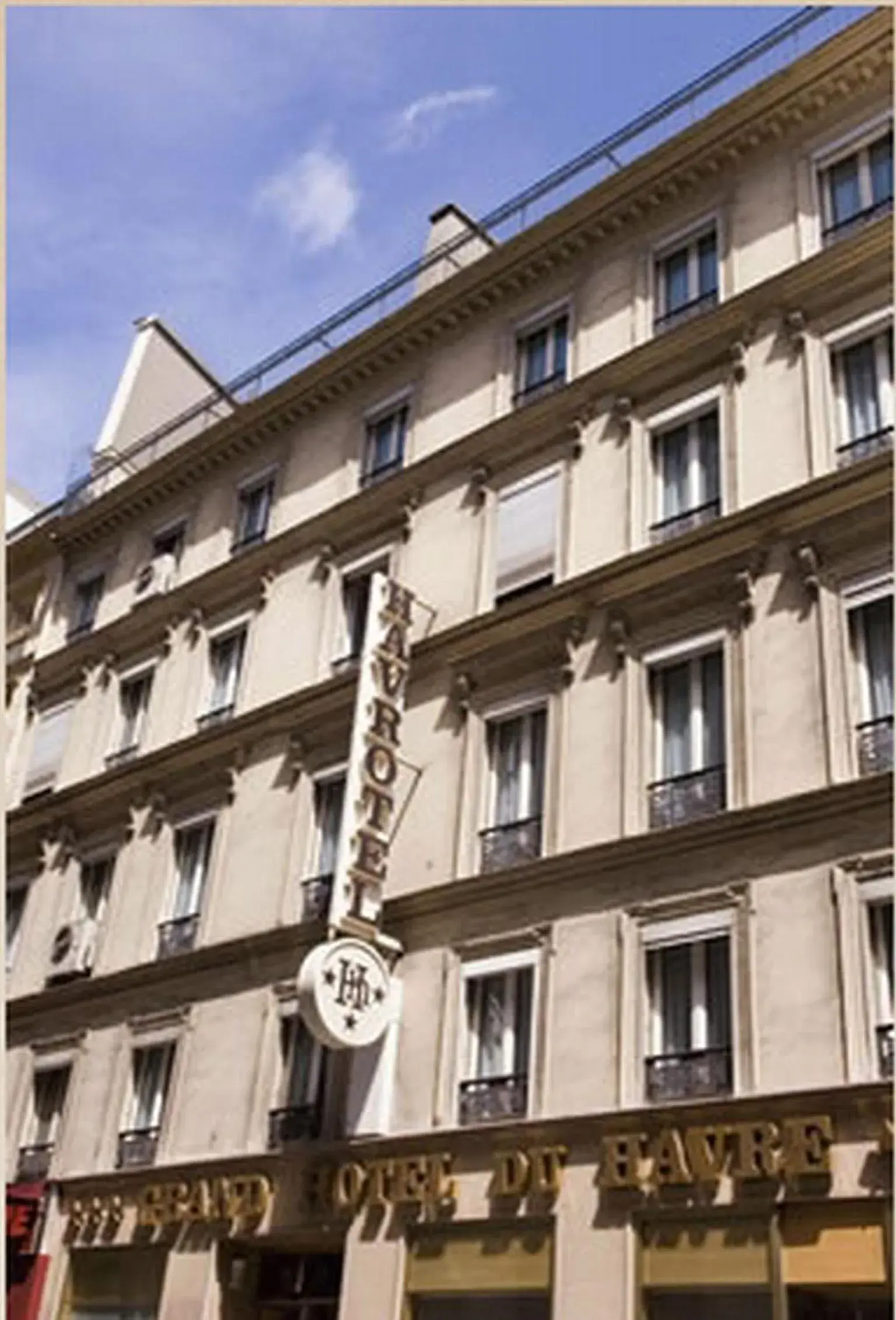 Facade/entrance, Property Building in Grand Hotel Du Havre
