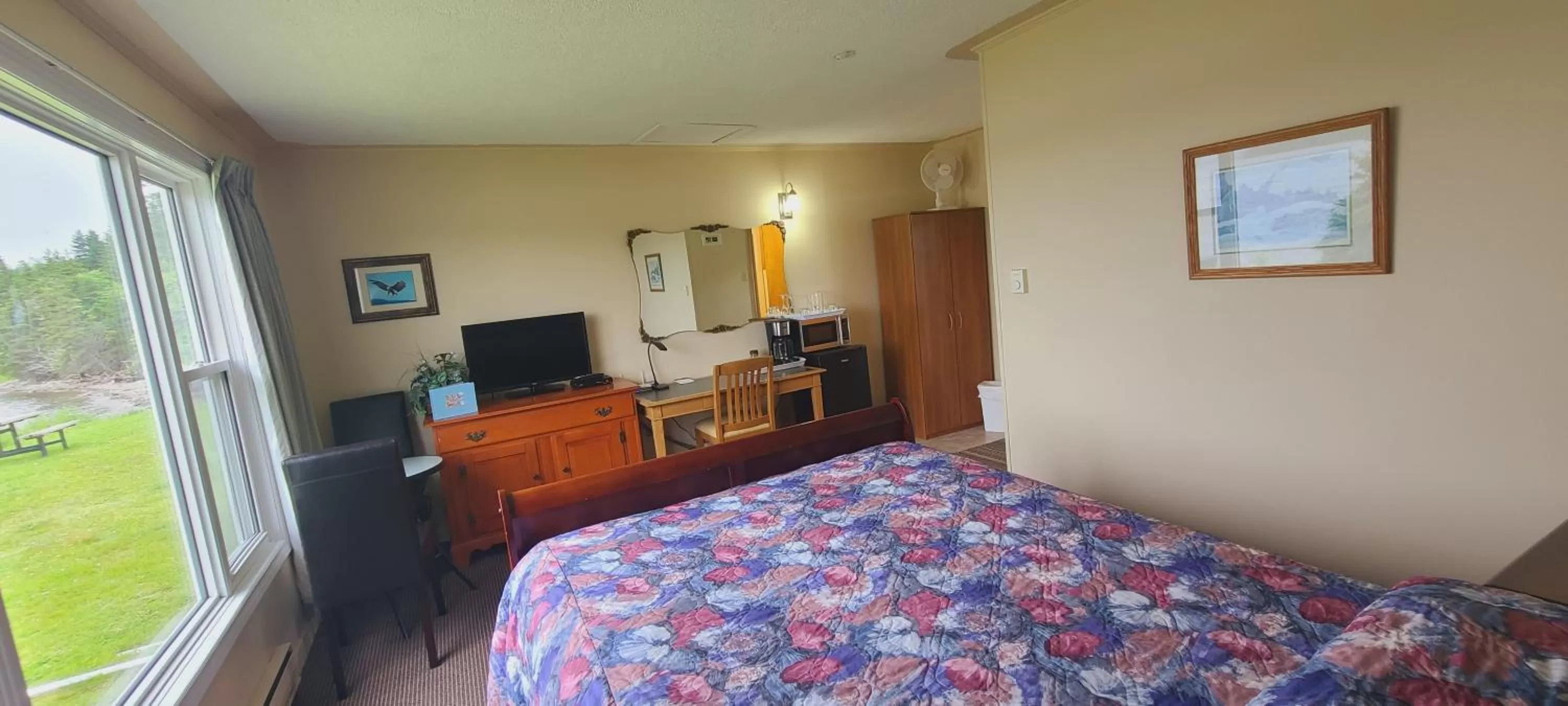 Bed in St Ann's Motel & Cottage