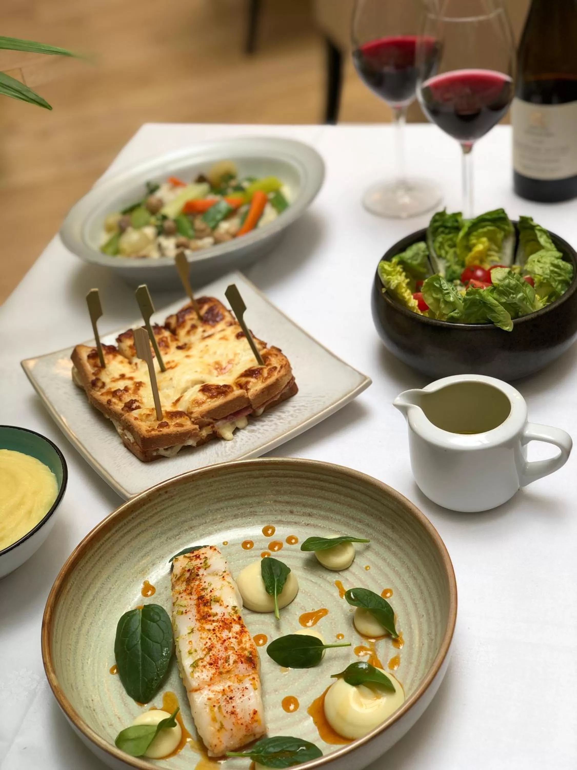 Food and drinks in Le A