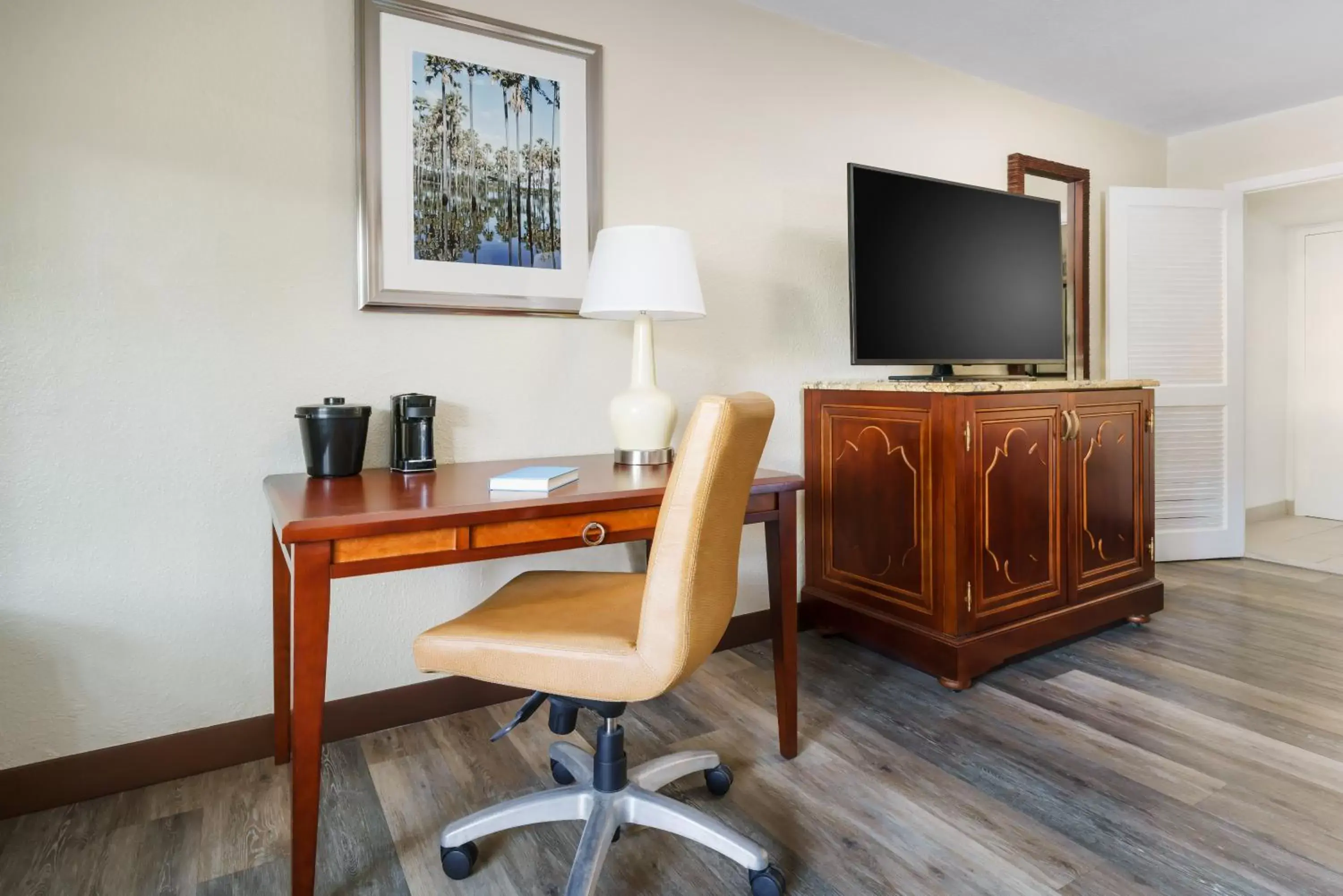 Two Beds Standard (Includes 4 Water Park Passes) in Coco Key Hotel & Water Park Resort Two Beds Standard (Includes 4 Water Park Passes) in Coco Key Hotel & Water Park Resort