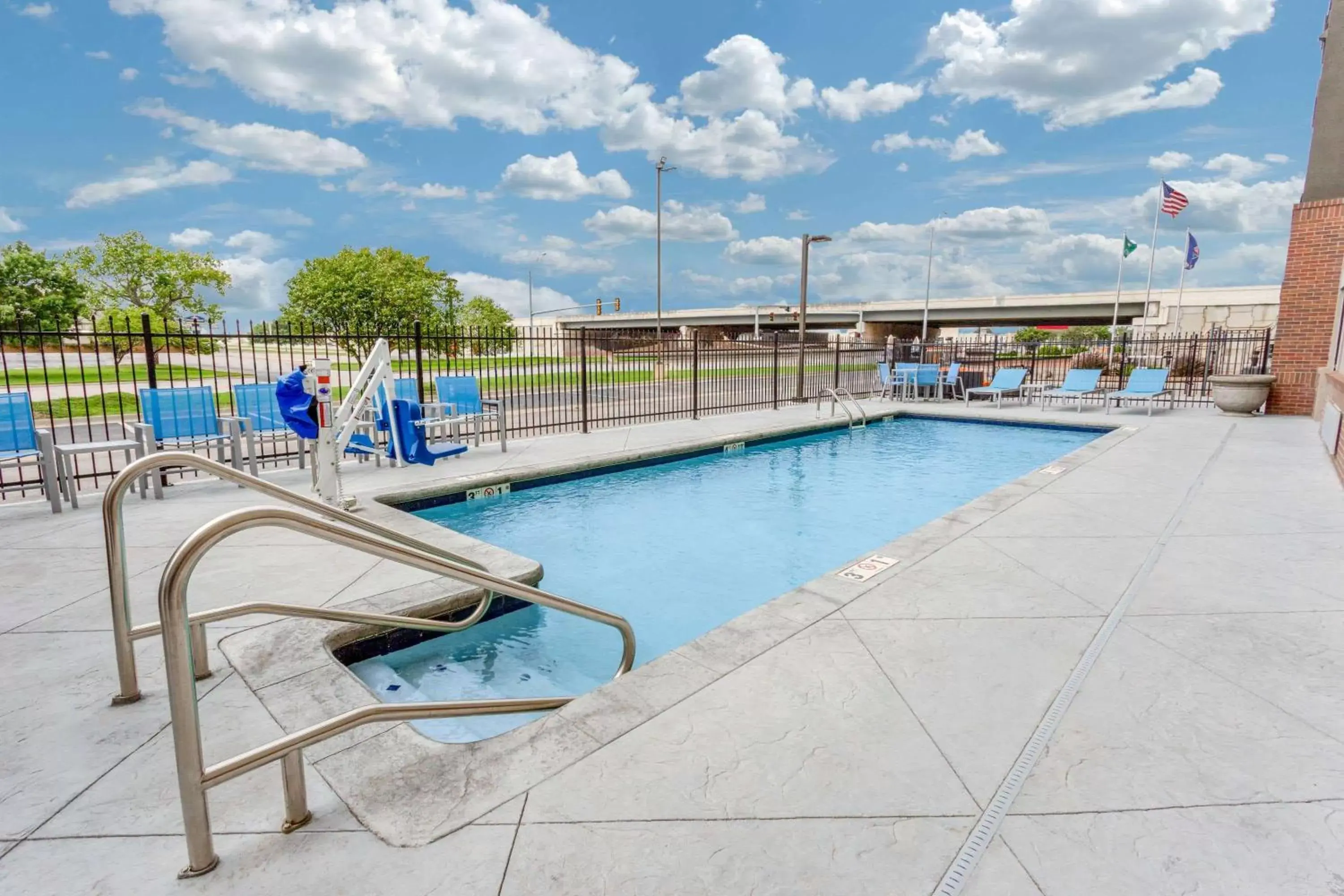 On site, Swimming Pool in La Quinta by Wyndham Wichita Airport