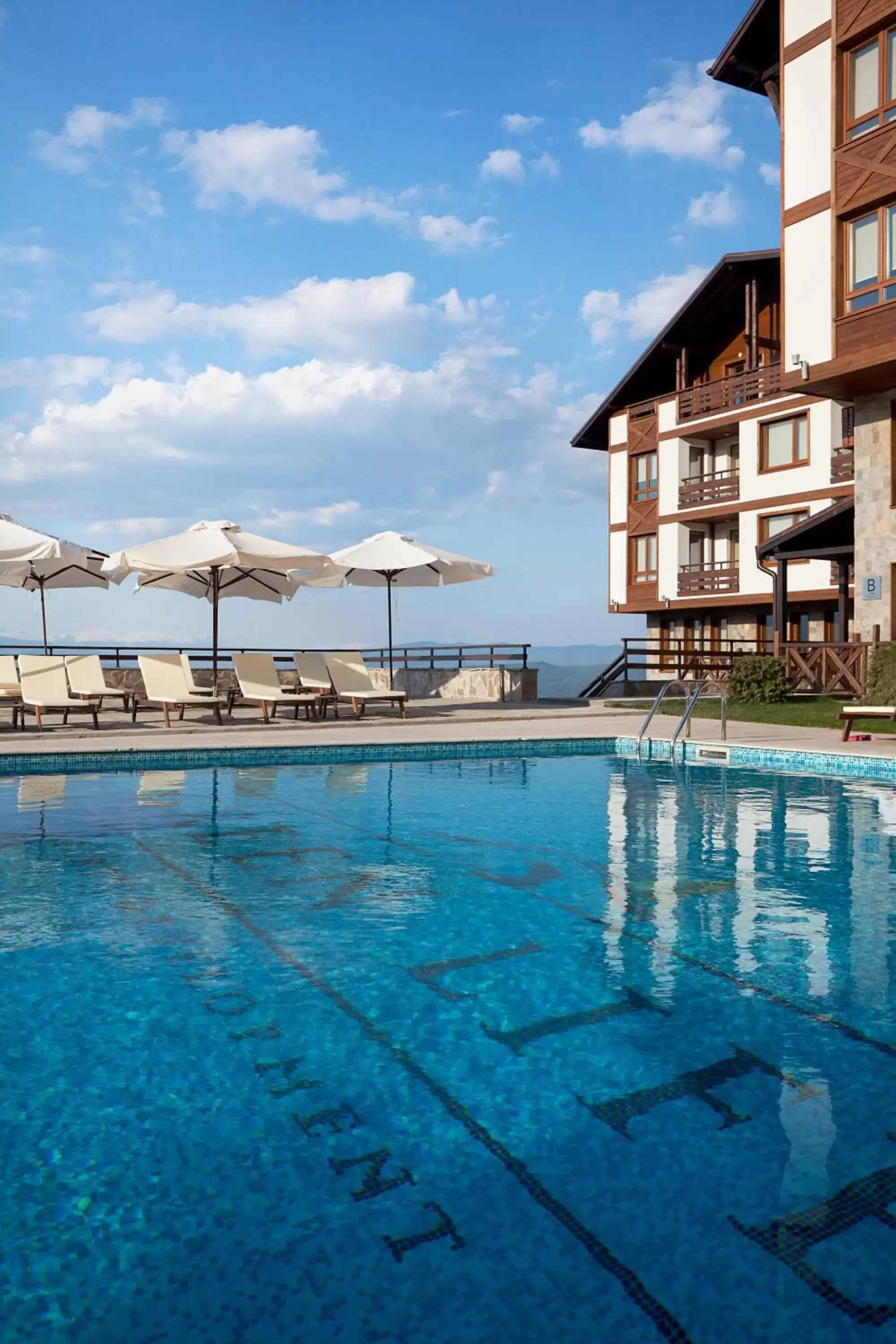 Swimming Pool in Green Life Resort Bansko