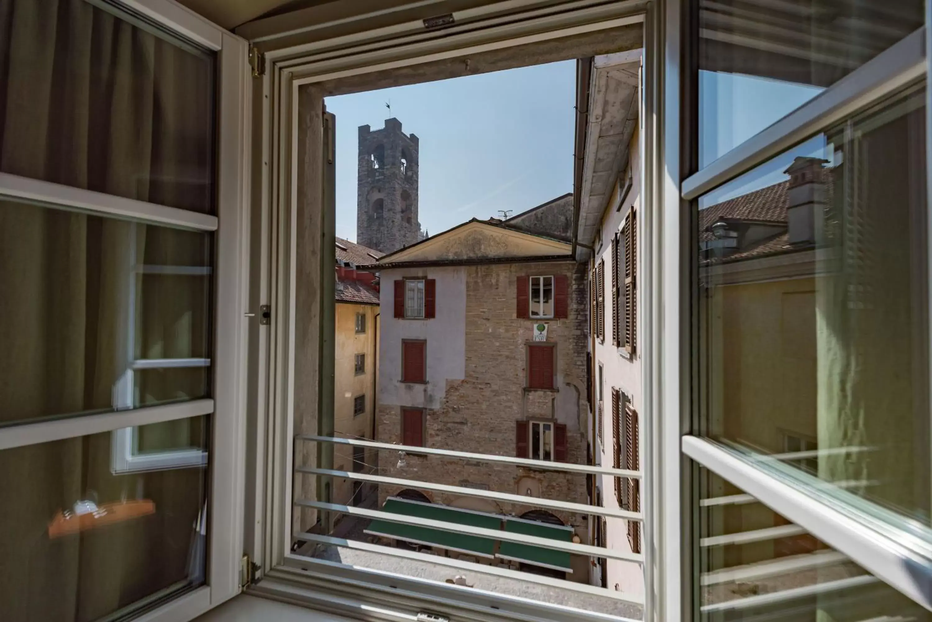 City view in Hotel Piazza Vecchia