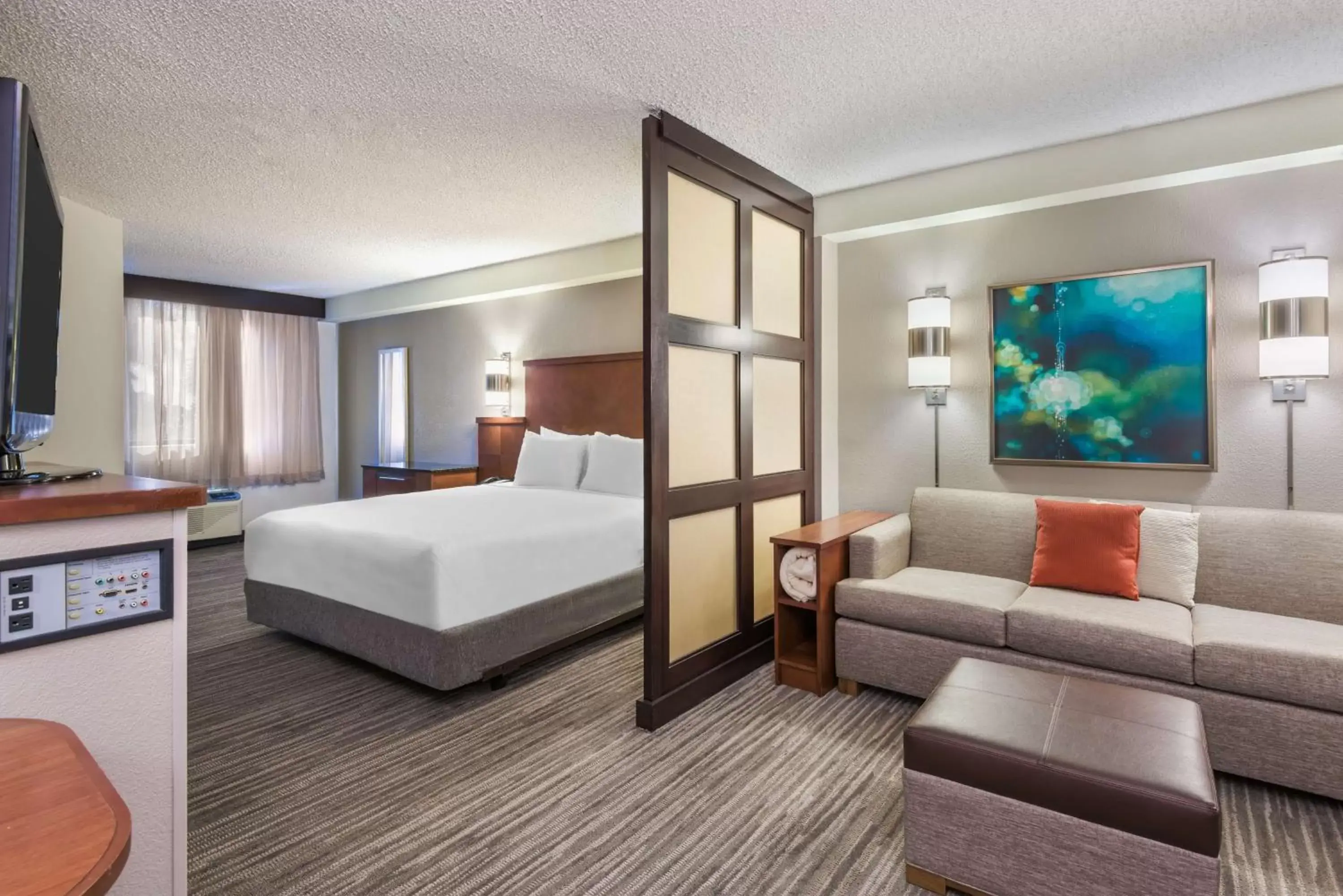Photo of the whole room in Hyatt Place Ft. Lauderdale/Plantation