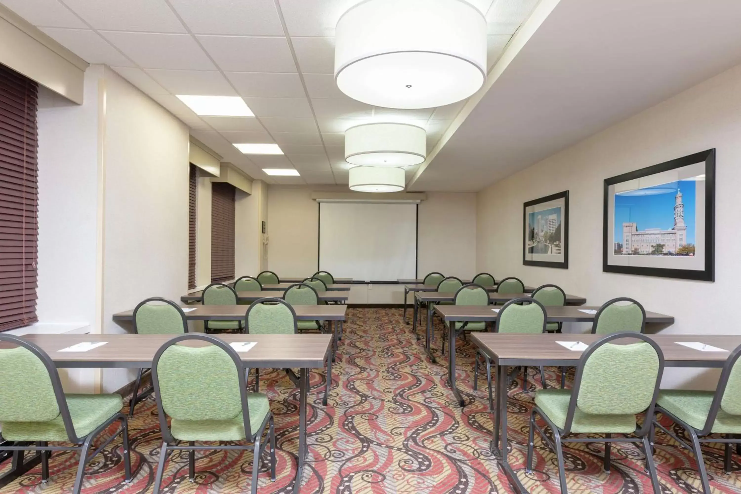 Meeting/conference room in Hampton Inn Indianapolis Downtown Across from Circle Centre