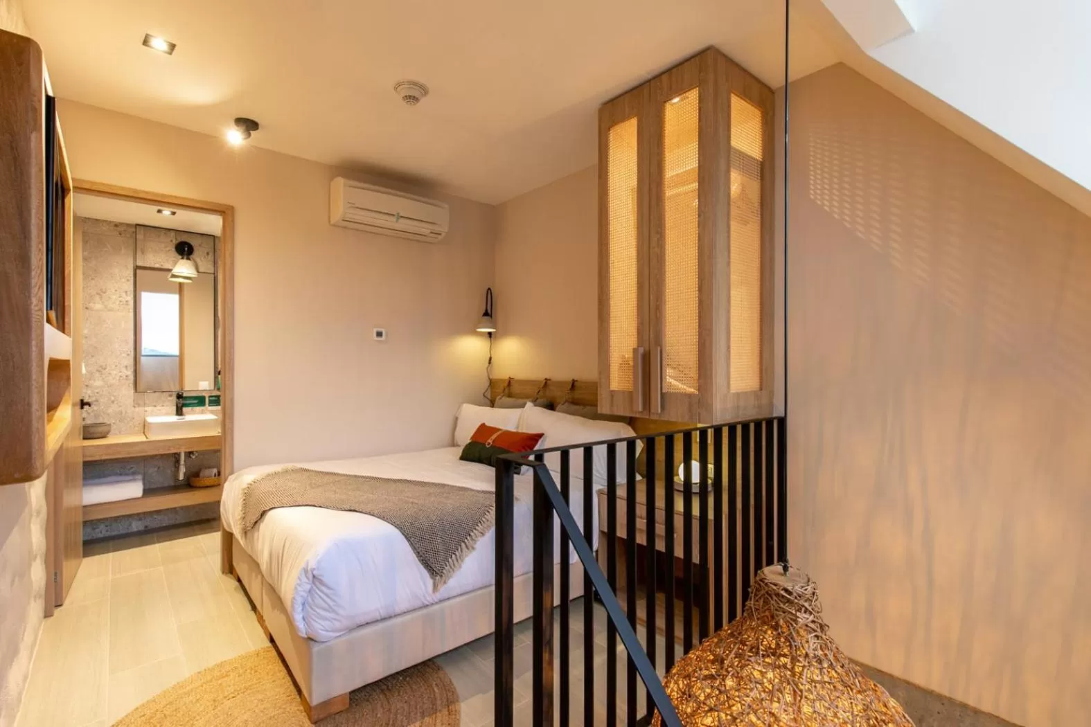 Bed in Landmark Hotel