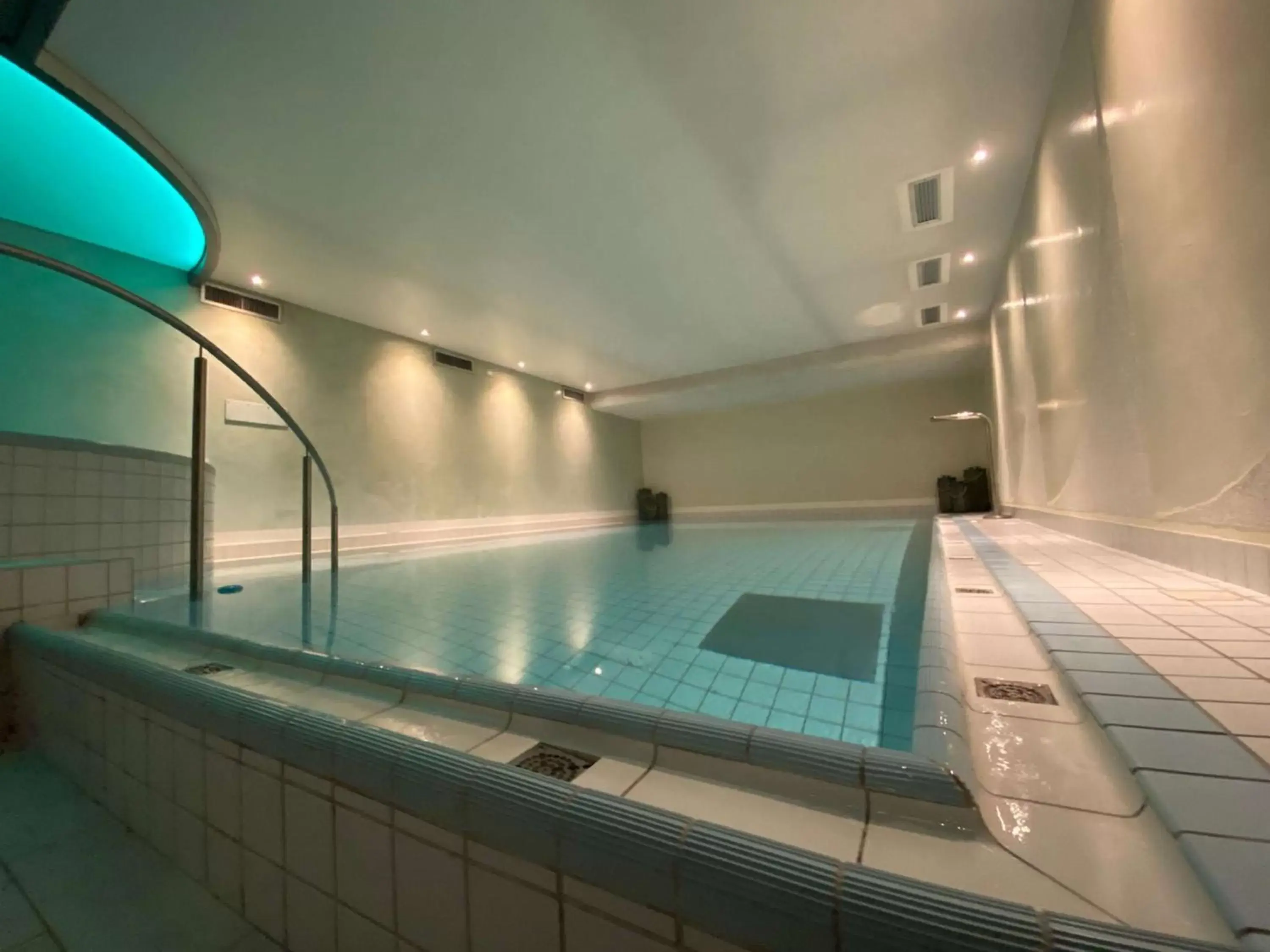 Activities, Swimming Pool in Best Western Hotel Adige