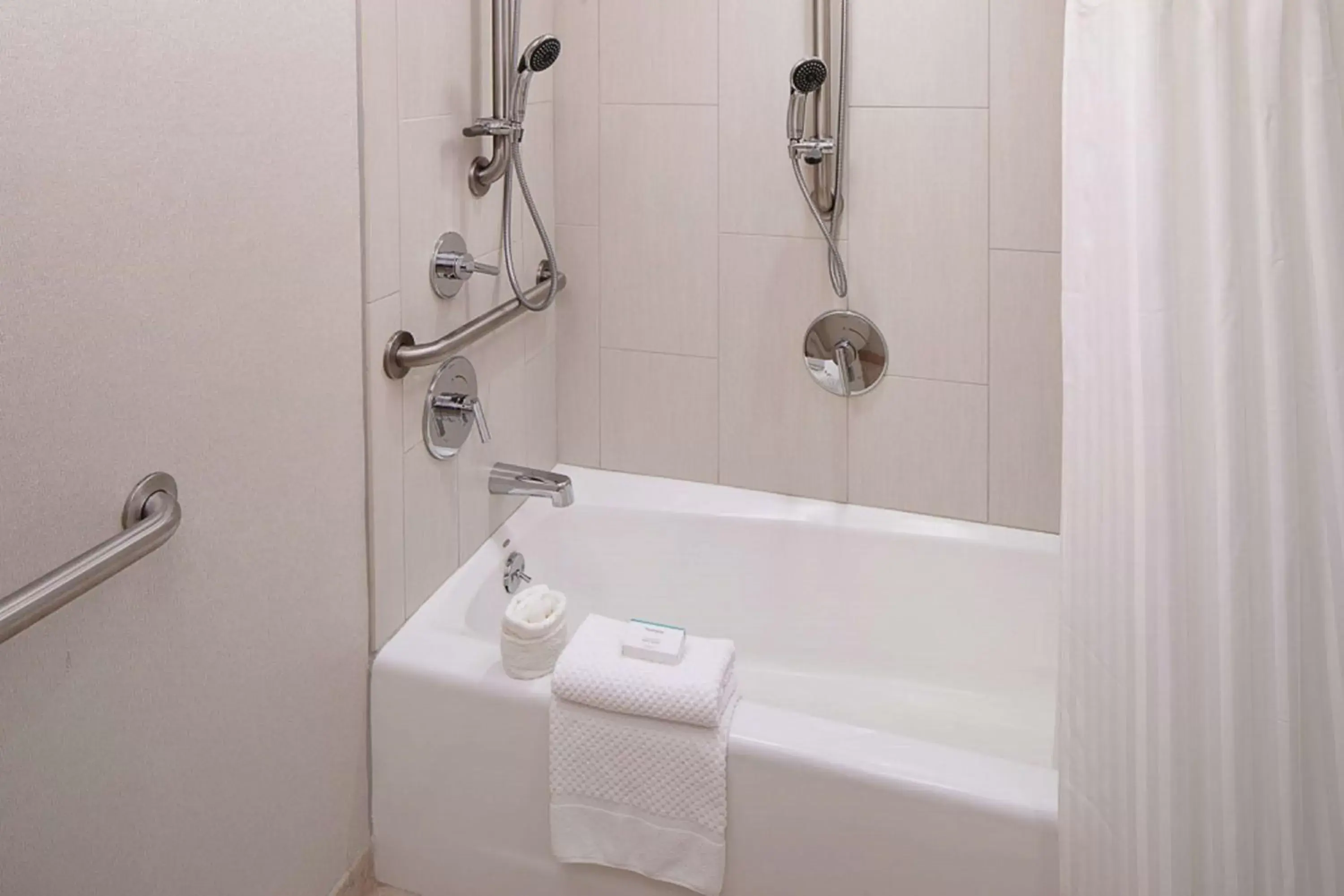 Bathroom in Embassy Suites by Hilton Boston Marlborough