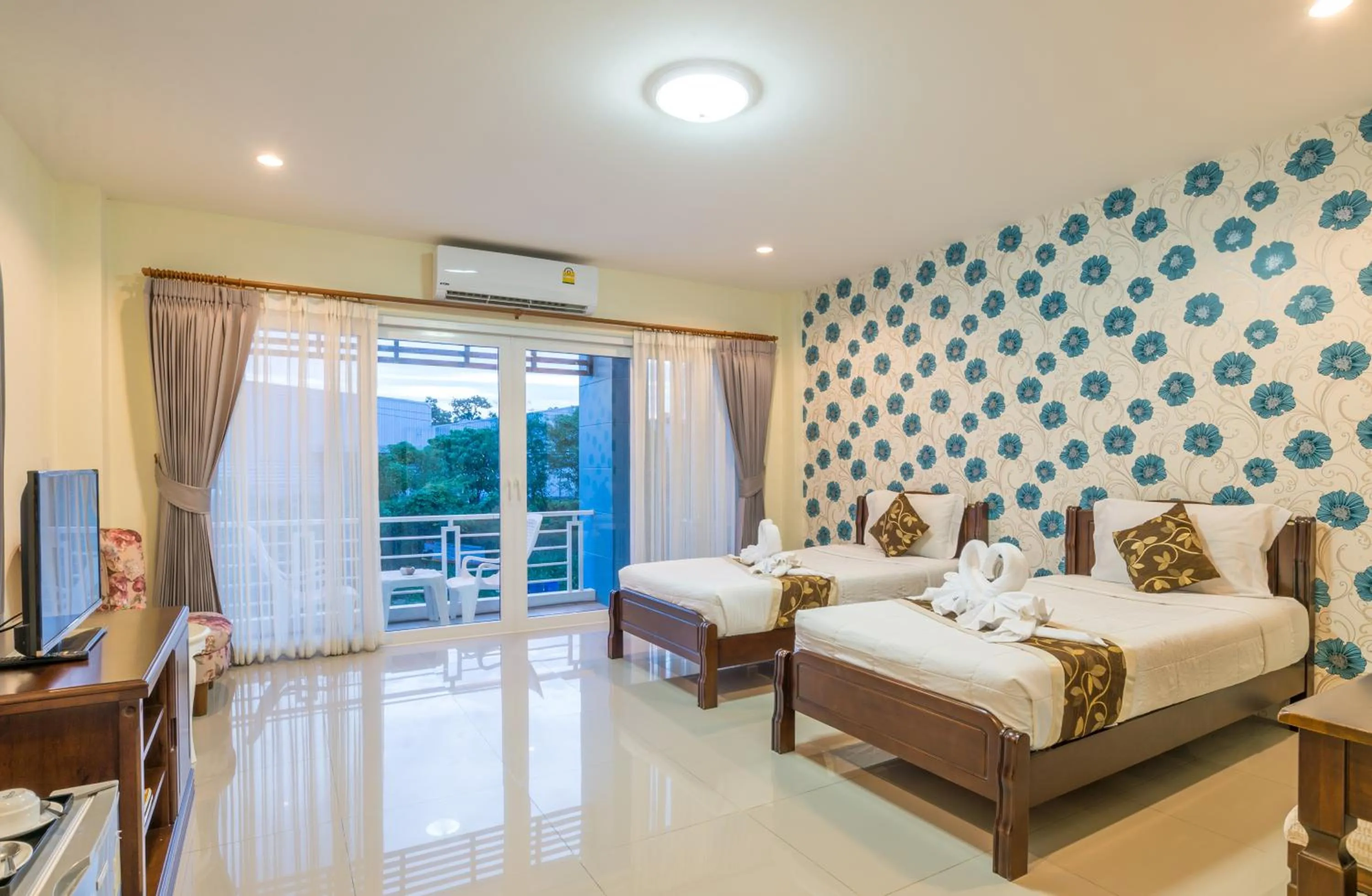 Property building, Bed in Alisa Krabi Hotel-SHA Plus