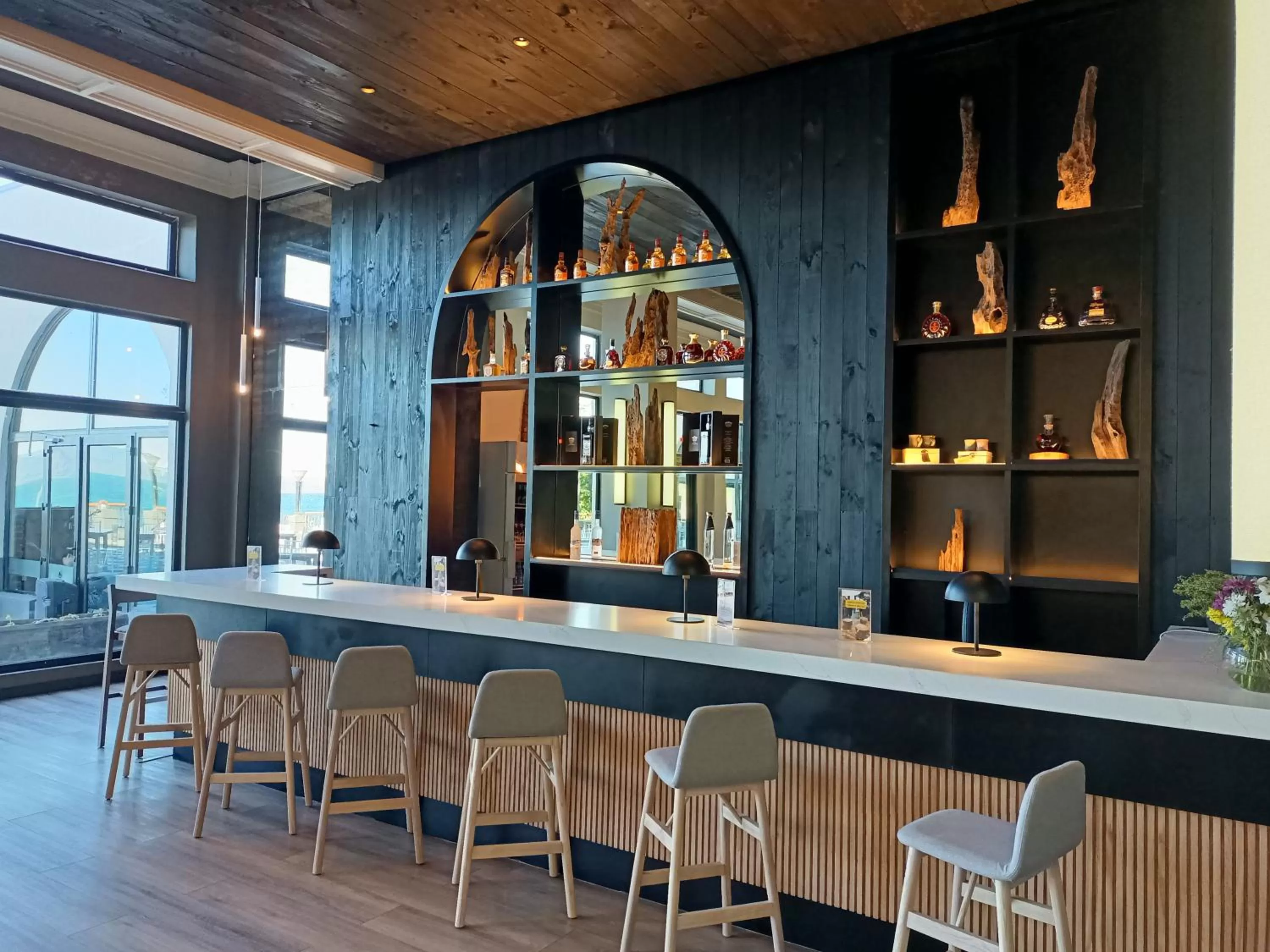 Lounge or bar in Hotel Enjoy Pucón