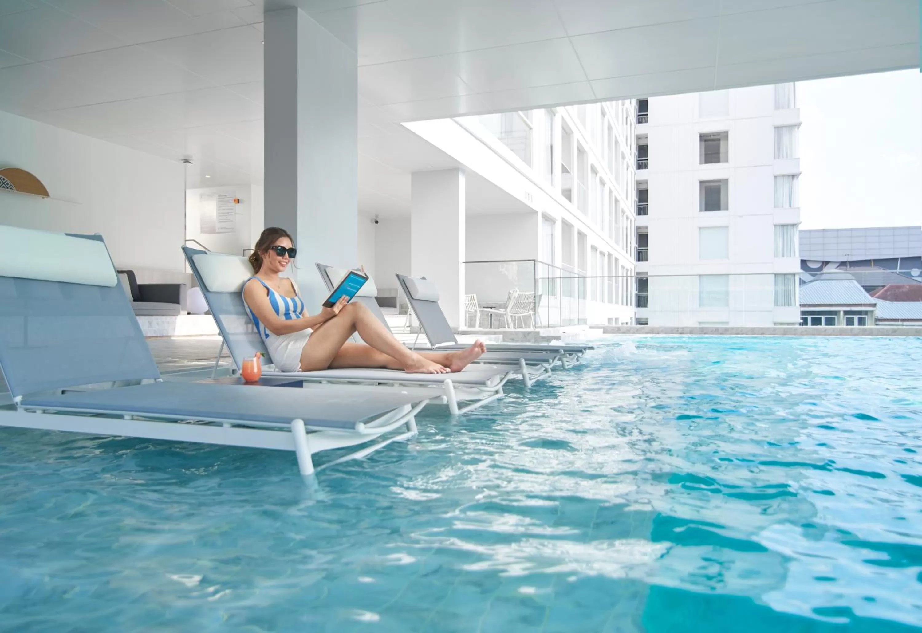 Swimming pool in Shama Yen-Akat Bangkok