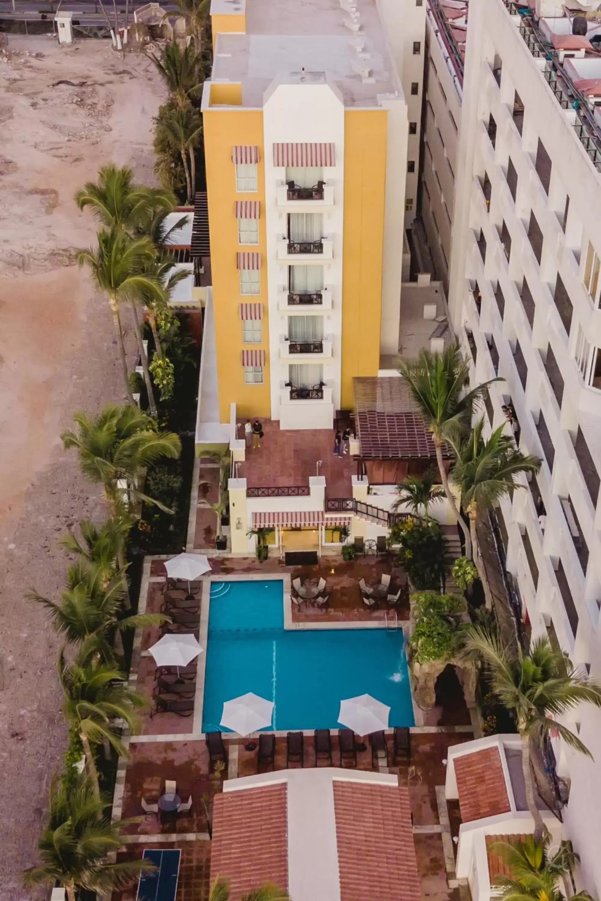 Bird's eye view, Pool View in Best Western Hotel Posada Freeman Zona Dorada