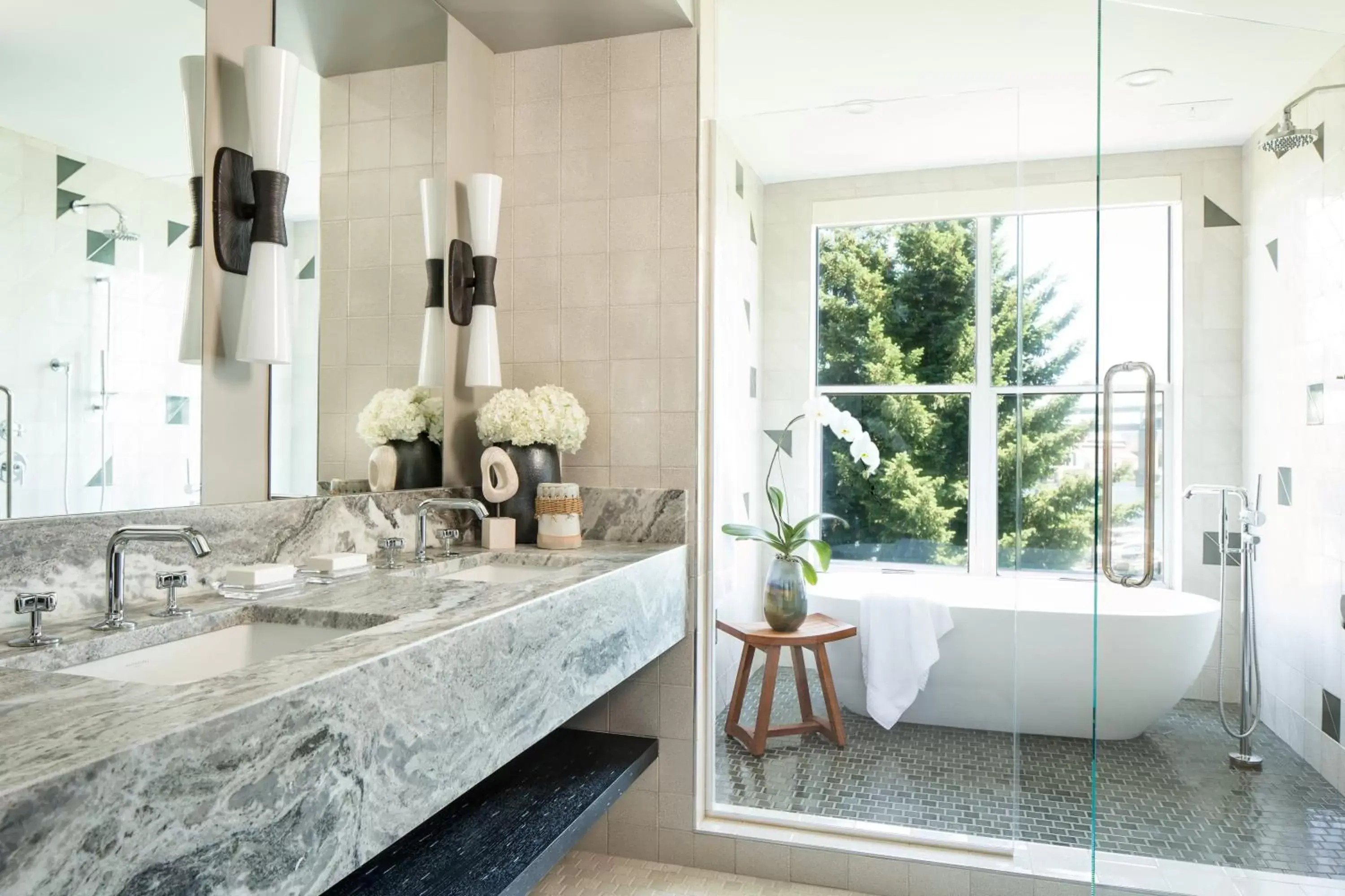 Bathroom in Kimpton Riverplace Hotel, an IHG Hotel