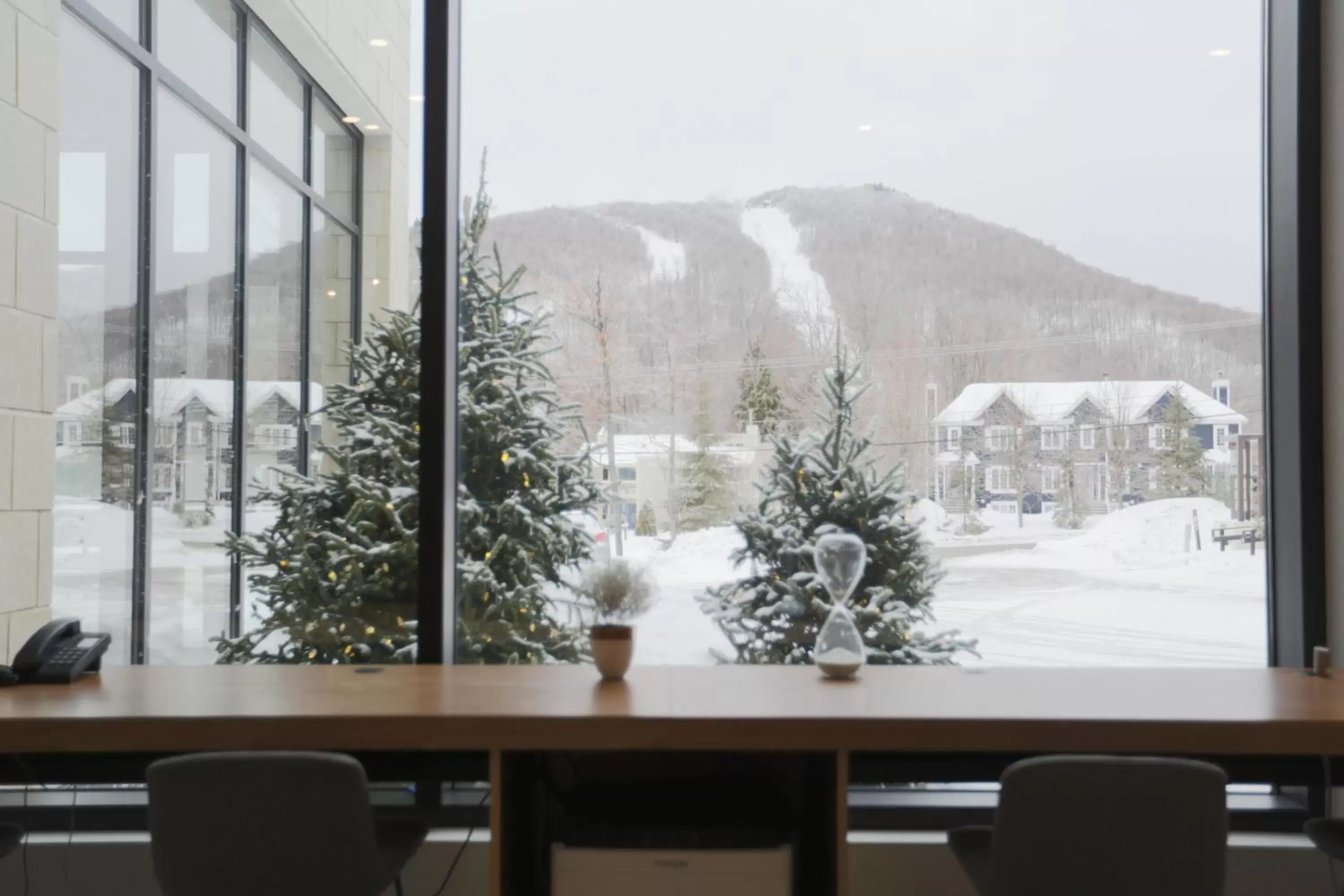 Property building in Espace 4 Saisons Property building in Espace 4 Saisons