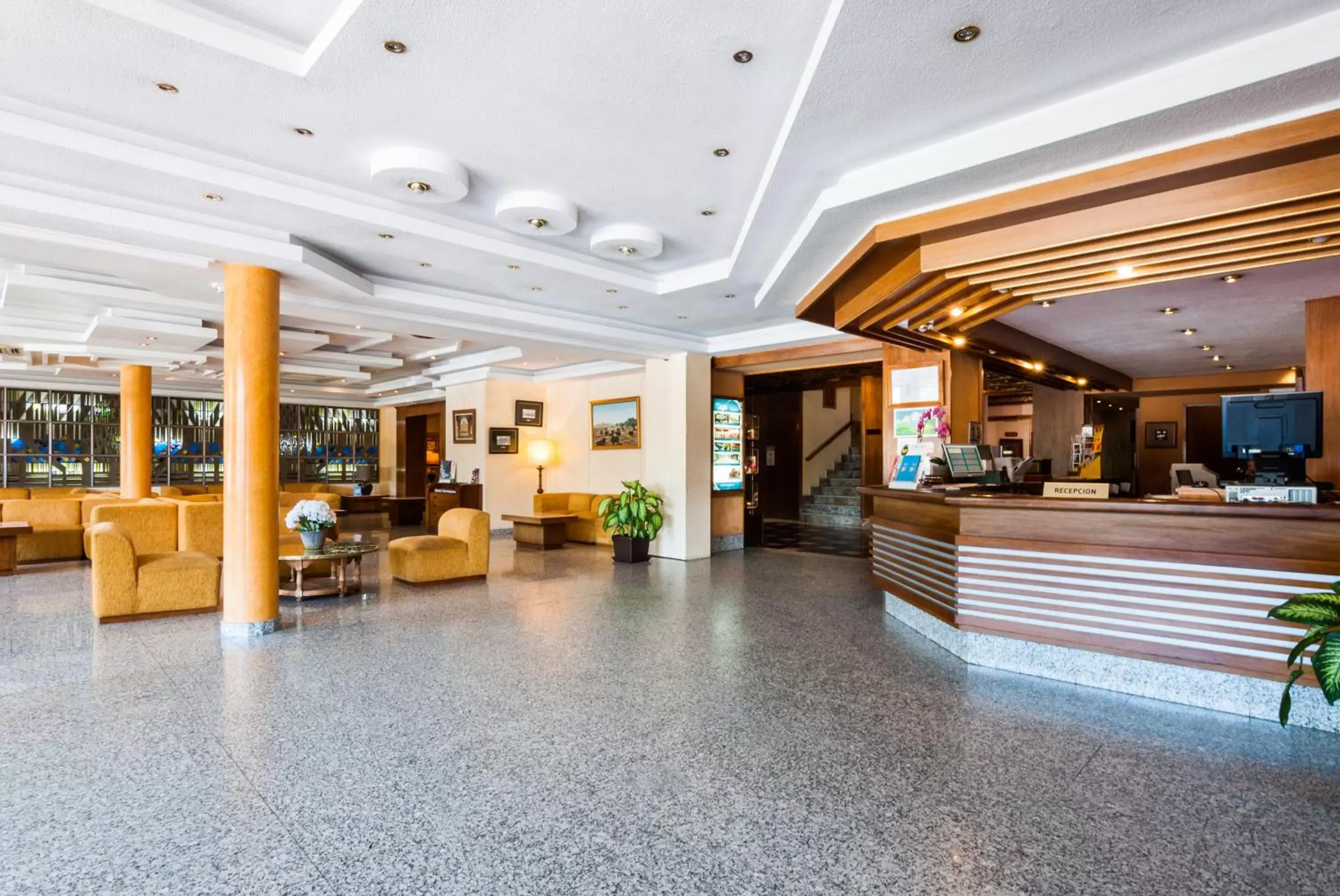 Lobby or reception, Lobby/Reception in Hotel Regio