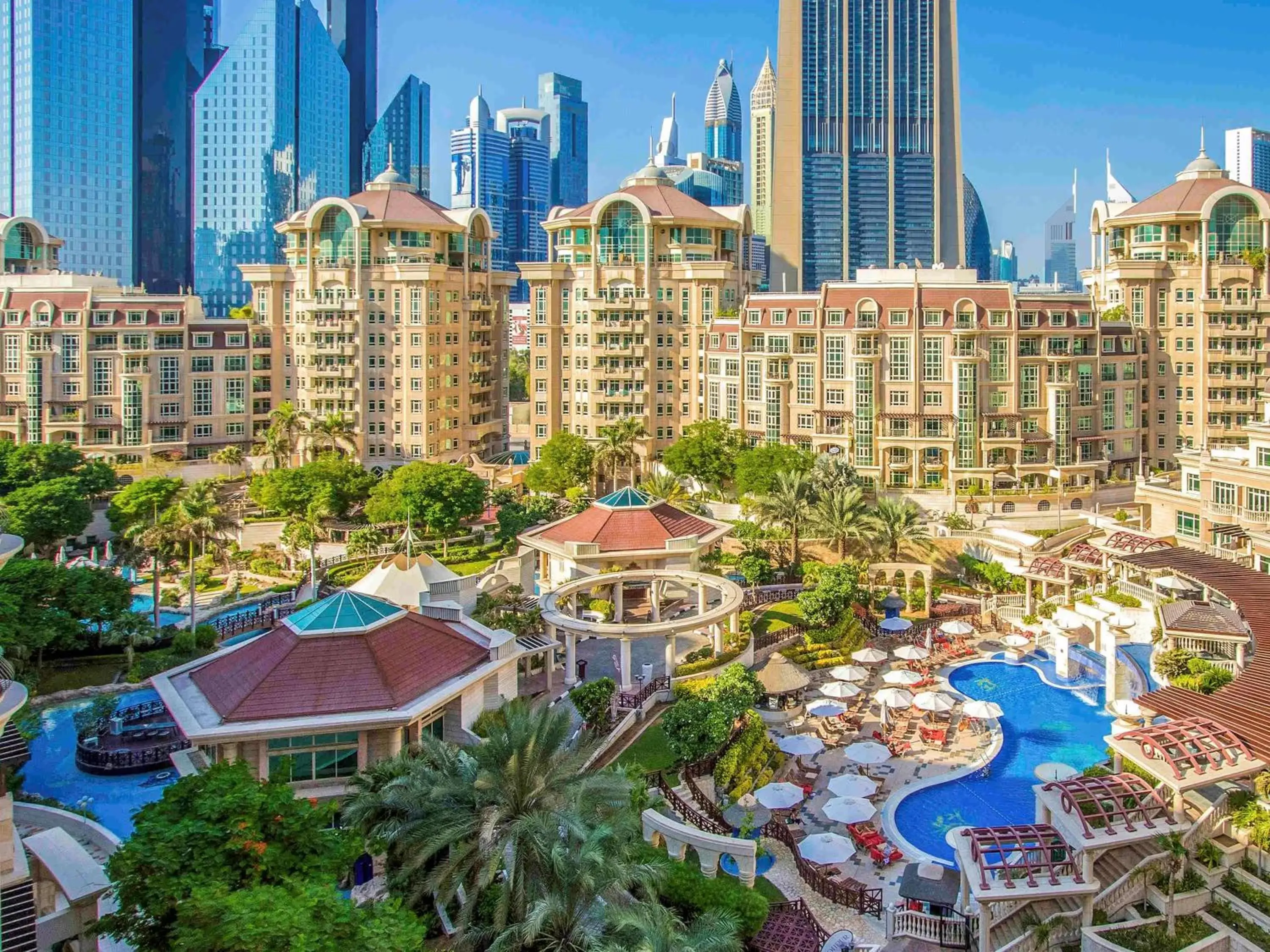 Property building, Pool View in Swissôtel Al Murooj Dubai