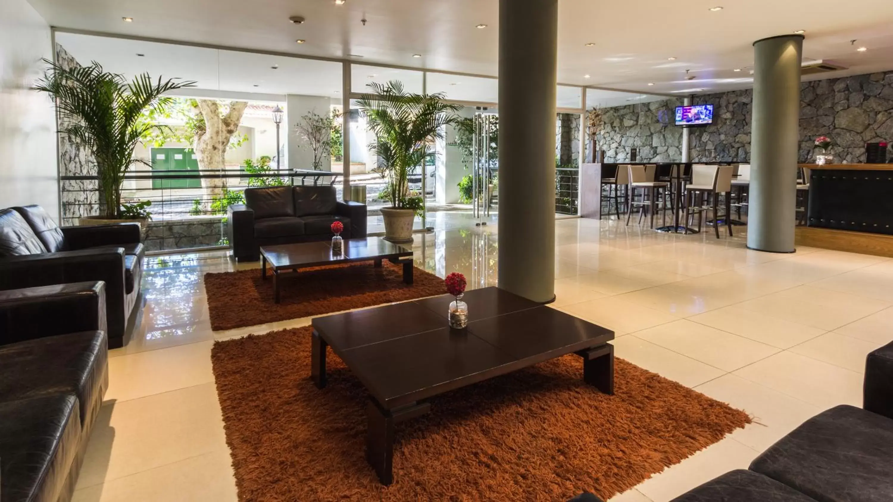 Lobby or reception in Radisson Colonia Del Sacramento Hotel