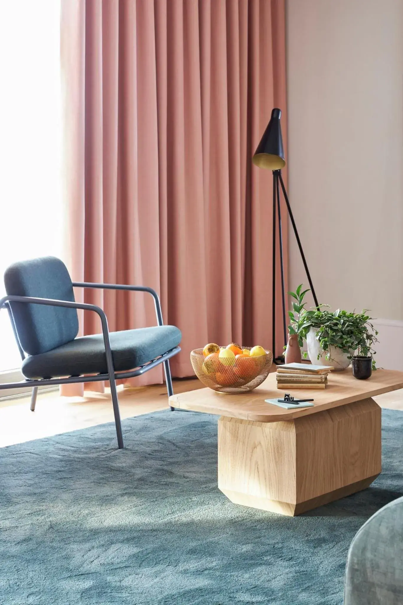 Living room, Seating Area in Turing Locke