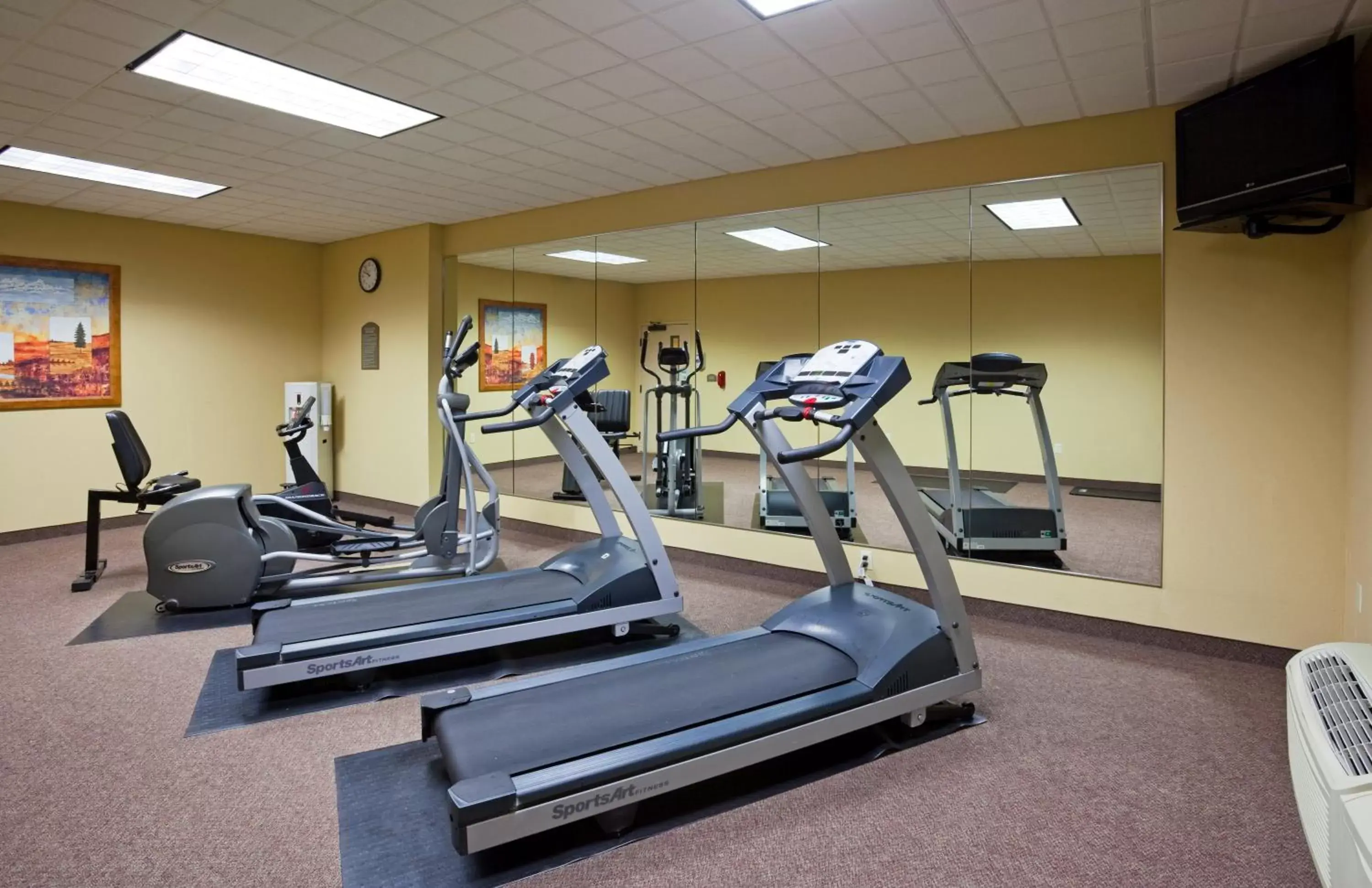 Fitness centre/facilities, Fitness Center/Facilities in Holiday Inn Stevens Point - Convention Center, an IHG Hotel