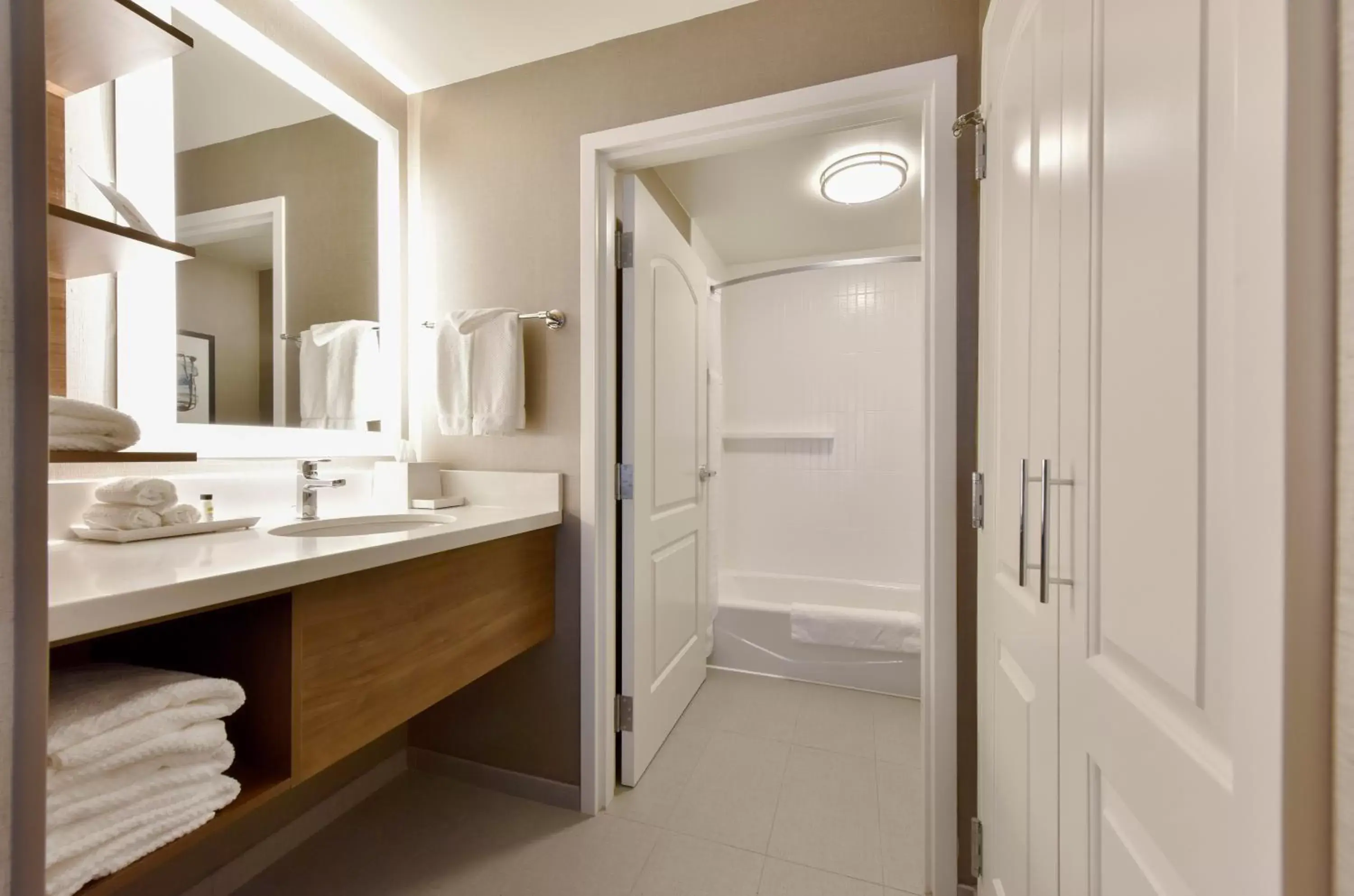 Bathroom in Staybridge Suites - Waterloo - St. Jacobs Area