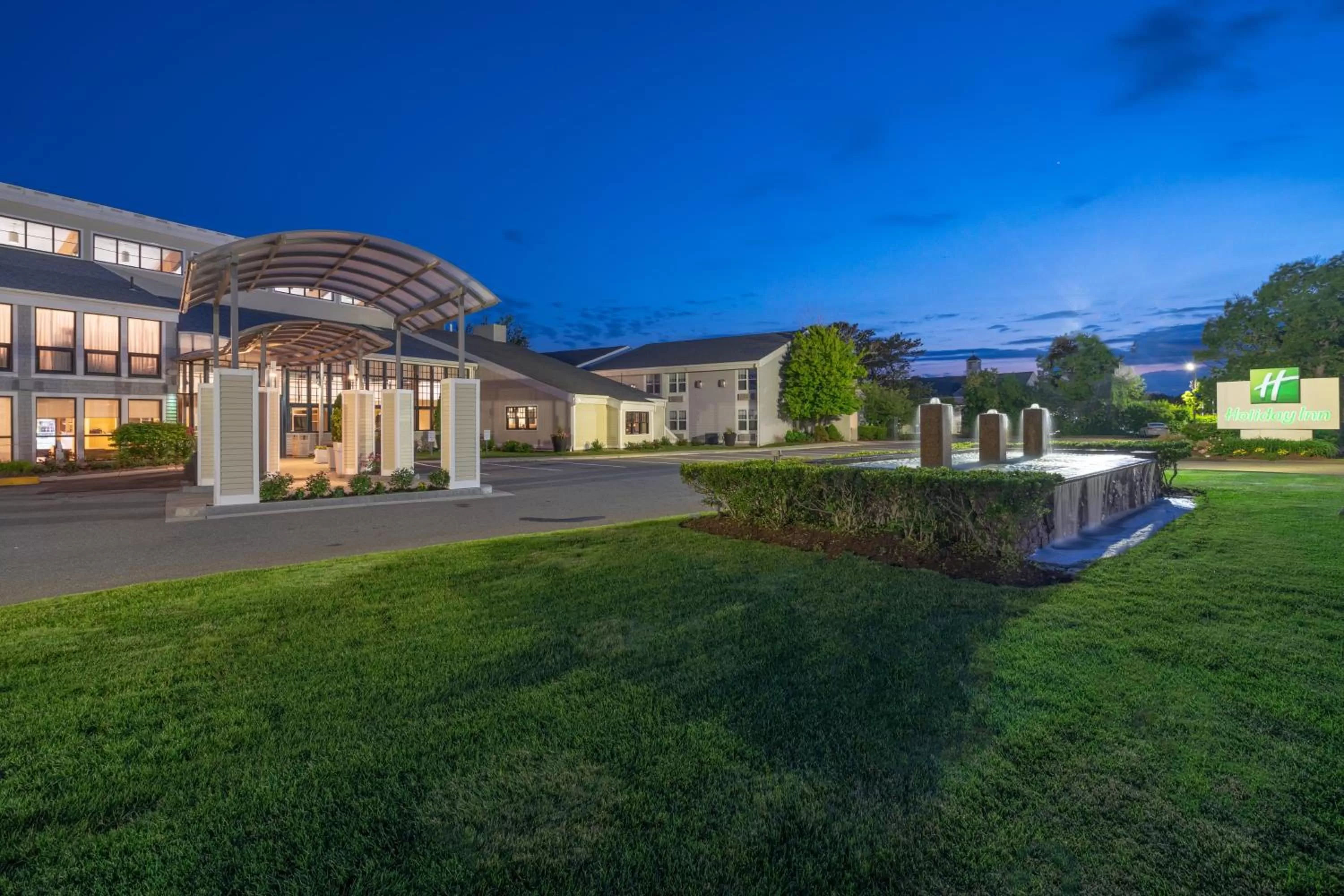 Property building in Holiday Inn Cape Cod - Hyannis by IHG