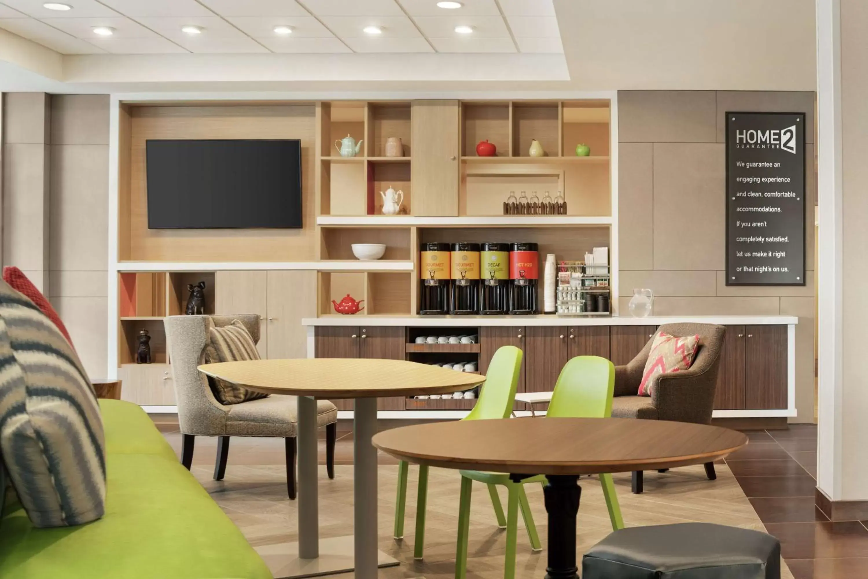 Lobby or reception in Home2 Suites By Hilton Brooklyn Park Minneapolis