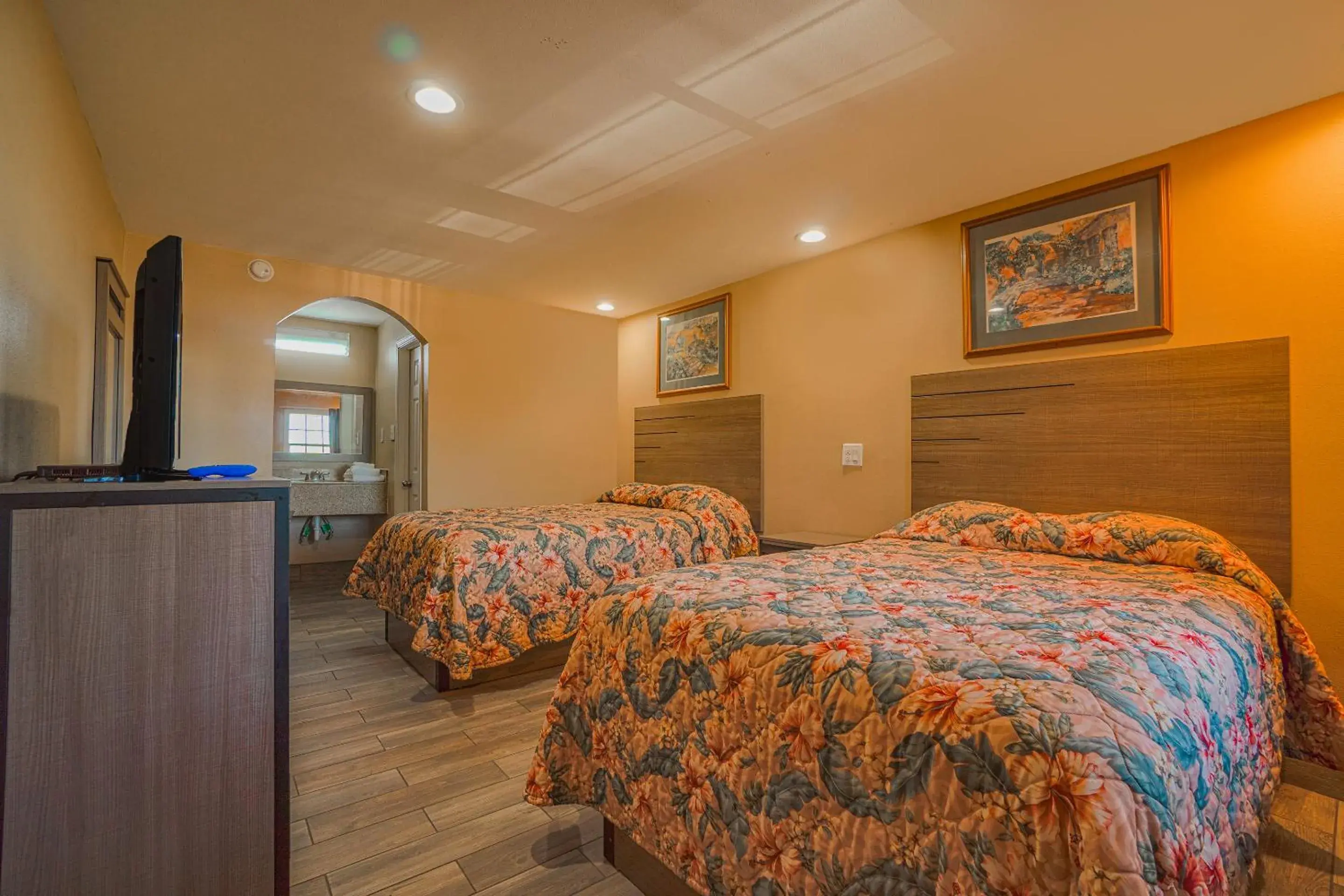 Bedroom, Bed in Days Inn by Wyndham Aransas Pass Bedroom, Bed in Days Inn by Wyndham Aransas Pass