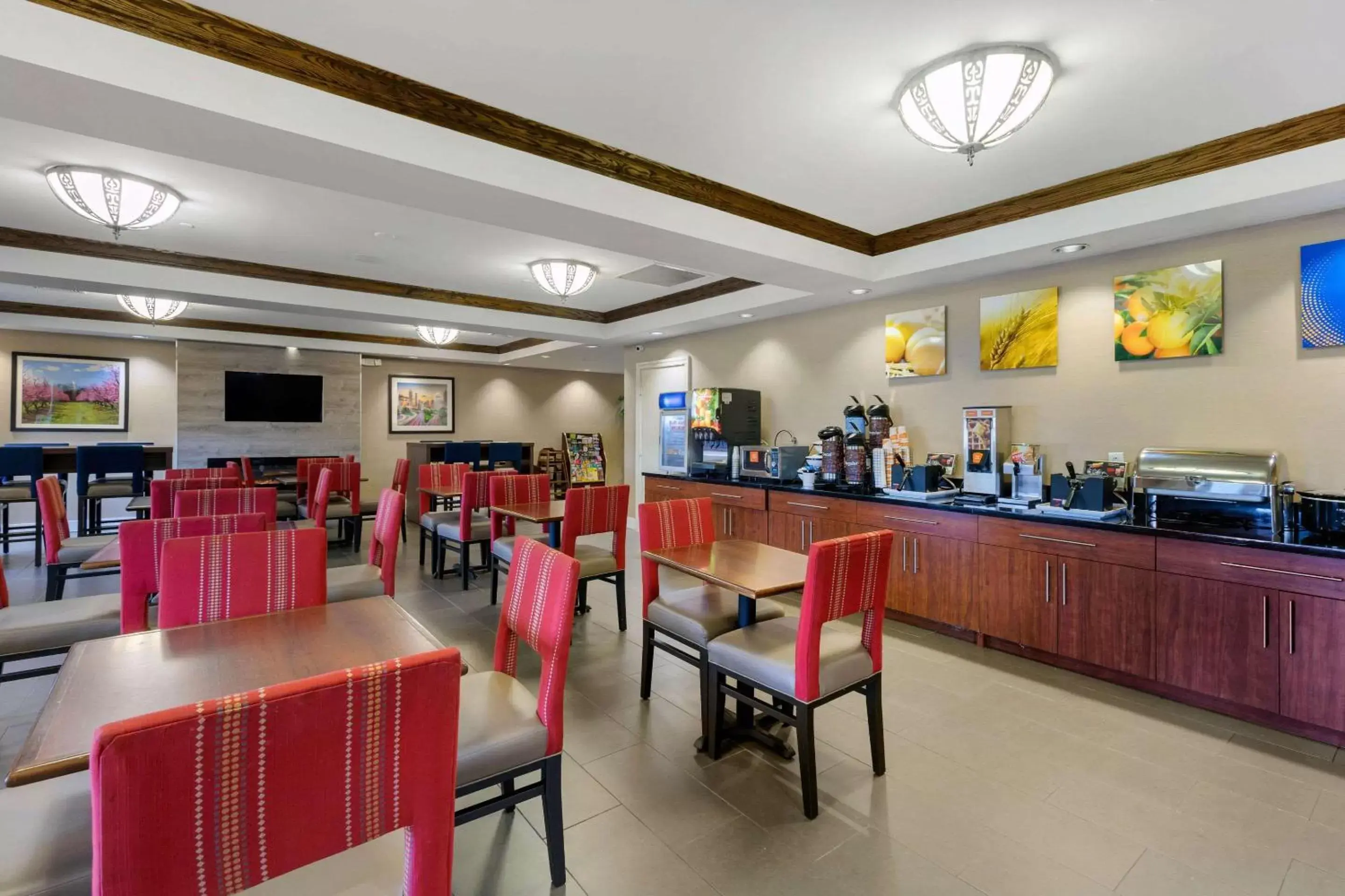 Restaurant/places to eat in Comfort Inn & Suites Cordele Restaurant/places to eat in Comfort Inn & Suites Cordele