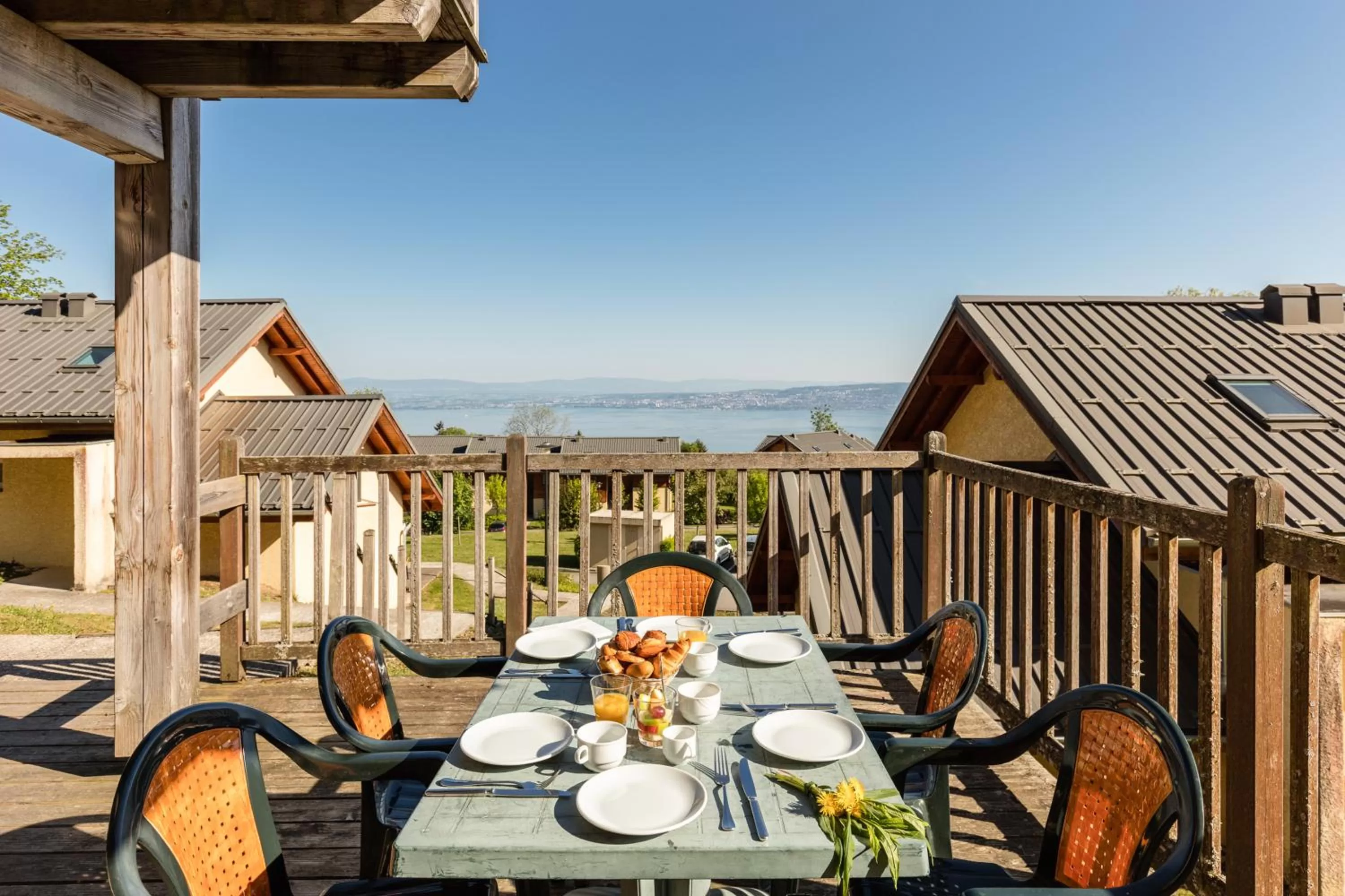 Patio in Garden & City Evian - Lugrin