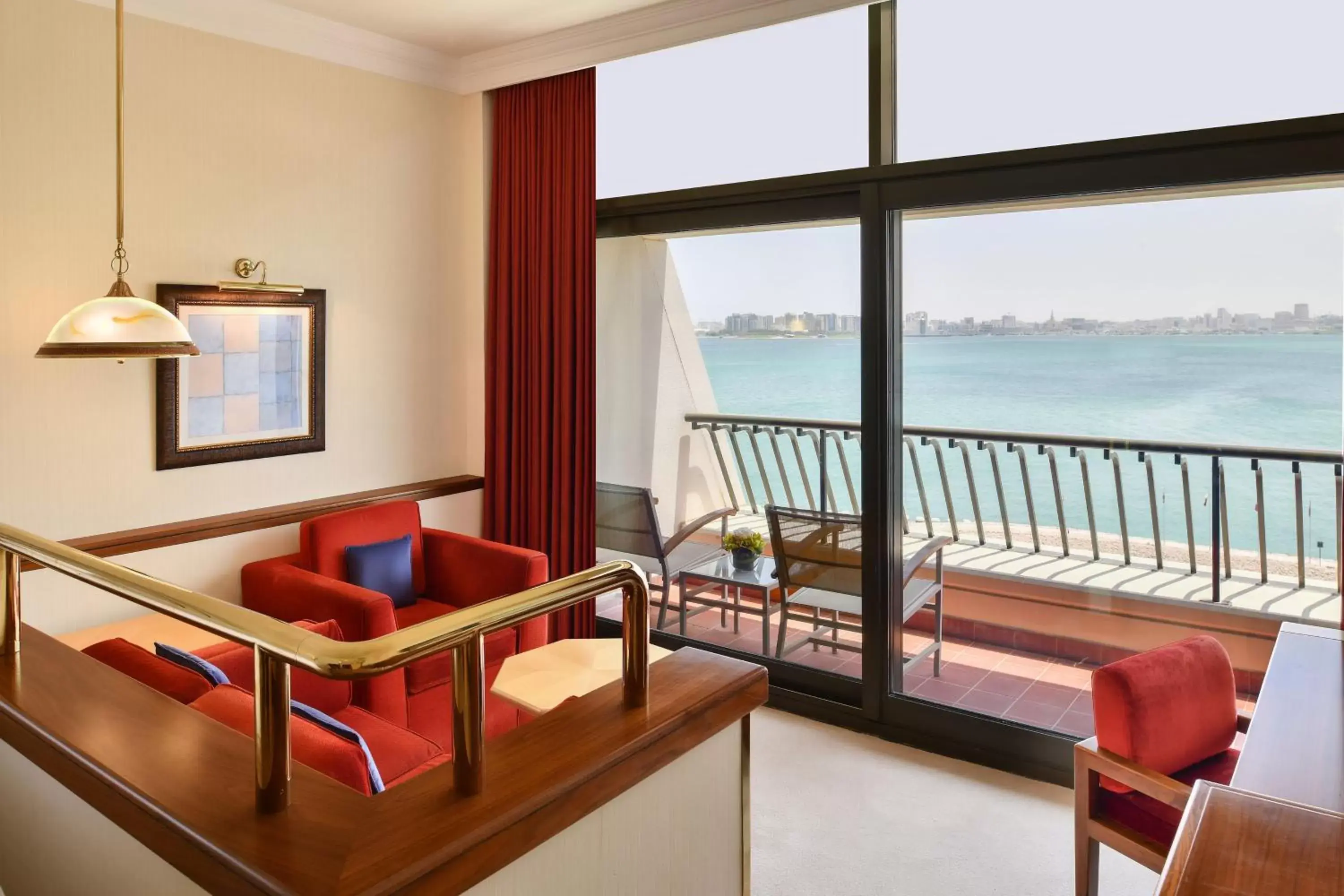 Living room in Sheraton Grand Doha Resort & Convention Hotel