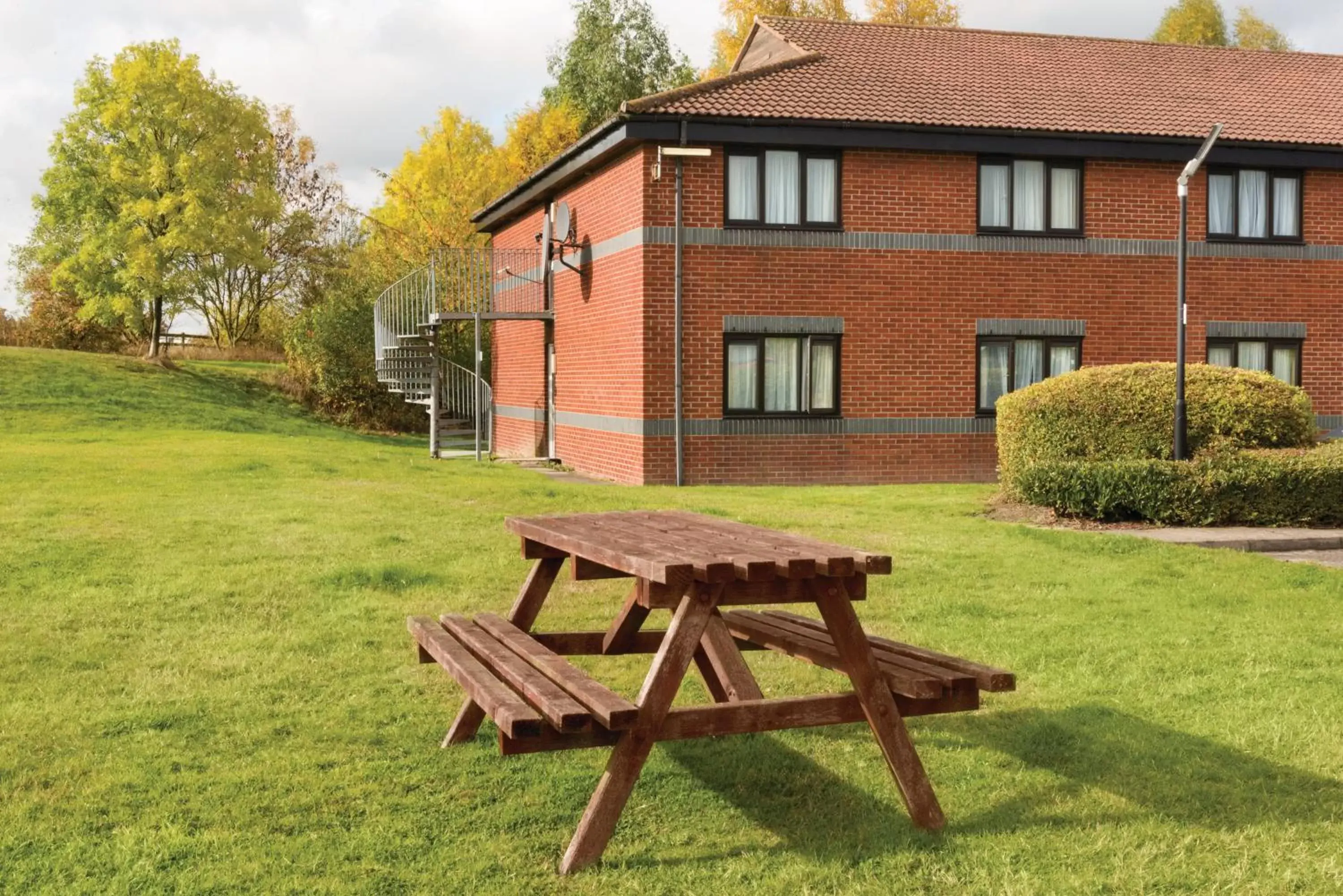 Garden in Days Inn Hotel Bradford - Leeds