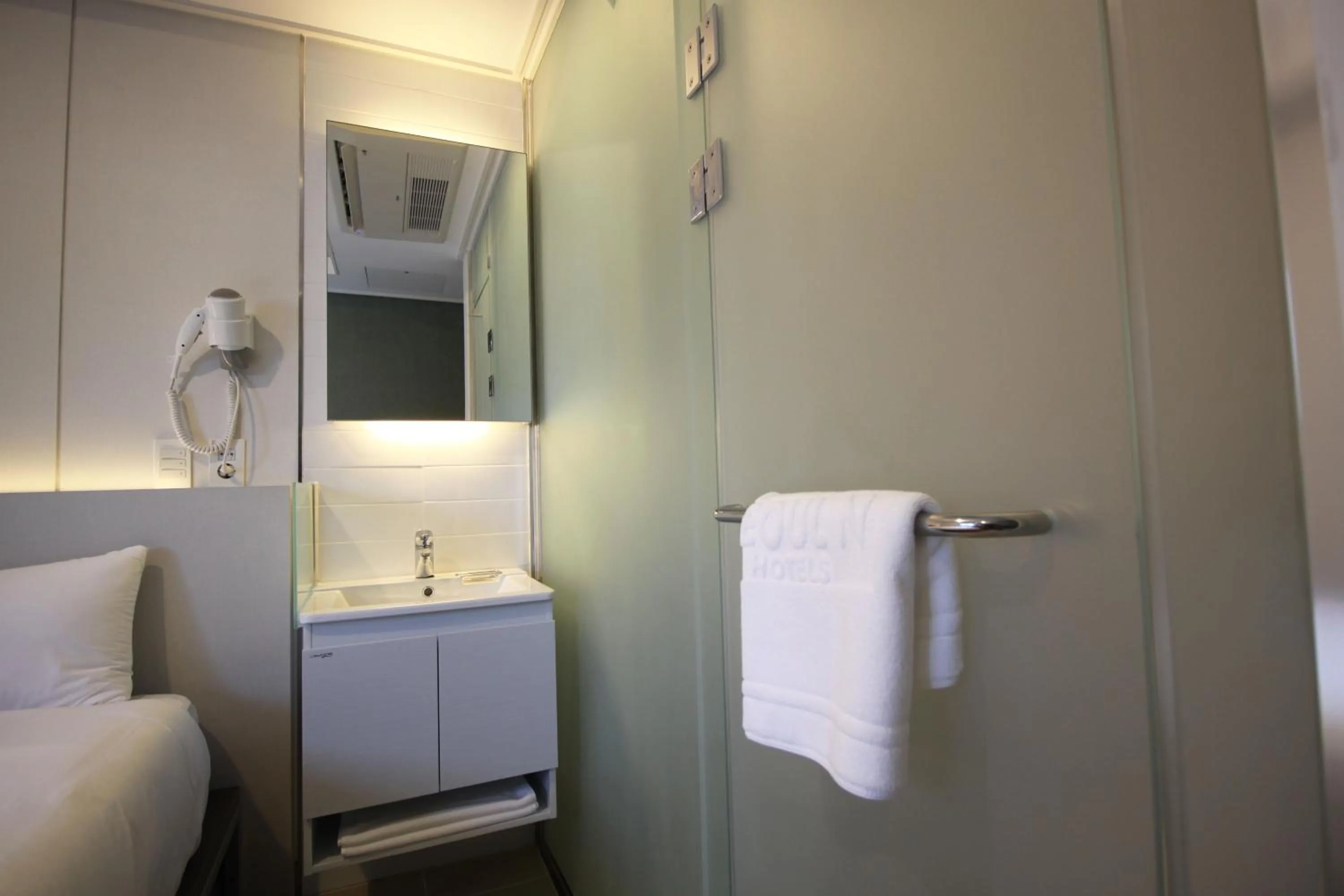 Decorative detail in Seoul N Hotel Dongdaemun