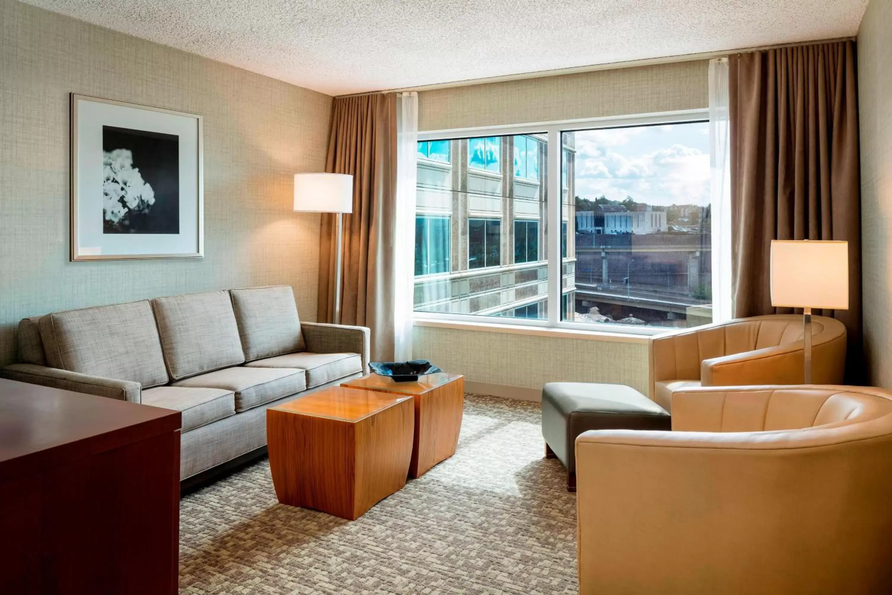 Photo of the whole room, Seating Area in The Westin Pittsburgh