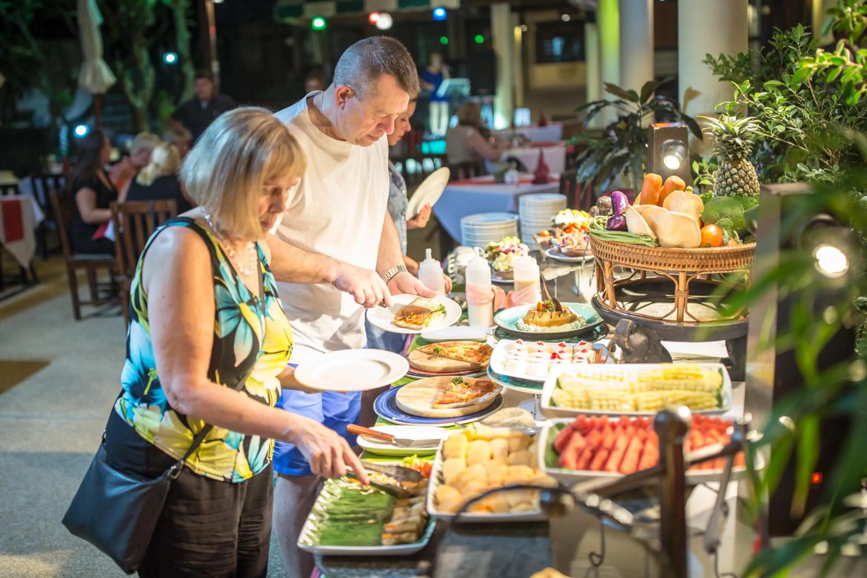 Restaurant/places to eat in Karona Resort & Spa - SHA Extra Plus