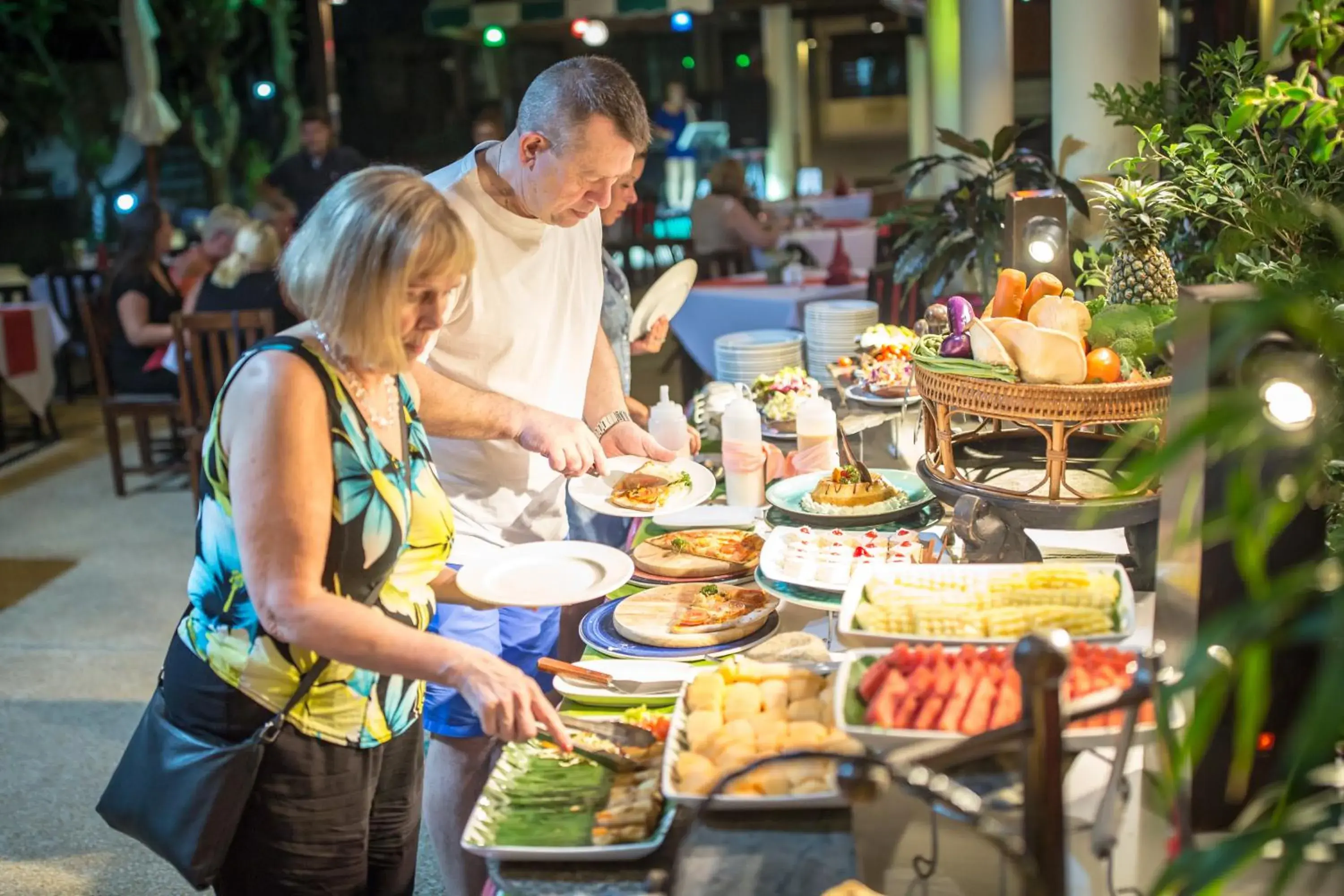 Restaurant/places to eat in Karona Resort & Spa - SHA Extra Plus Restaurant/places to eat in Karona Resort & Spa - SHA Extra Plus